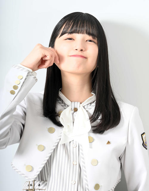 乃木坂46加入1周年を迎え、キュートな笑顔を見せる五百城茉央(撮影・たえ見朱実)