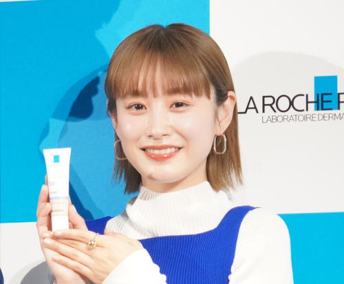 スキンケアブランドの新ブランドアンバサダーに就任した高橋愛(撮影・佐藤成)
