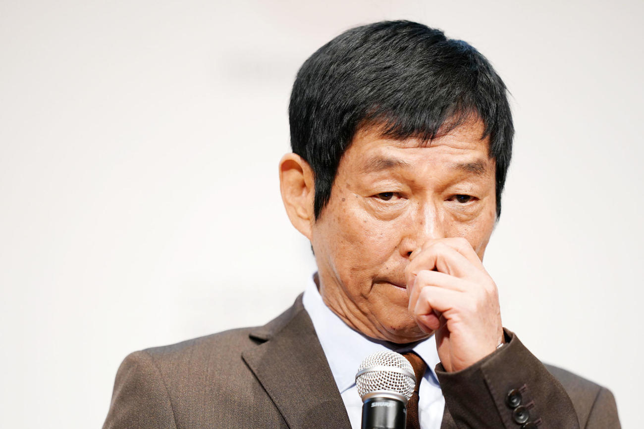新劇場概要発表会見に登壇した明石家さんま（撮影・横山健太）
