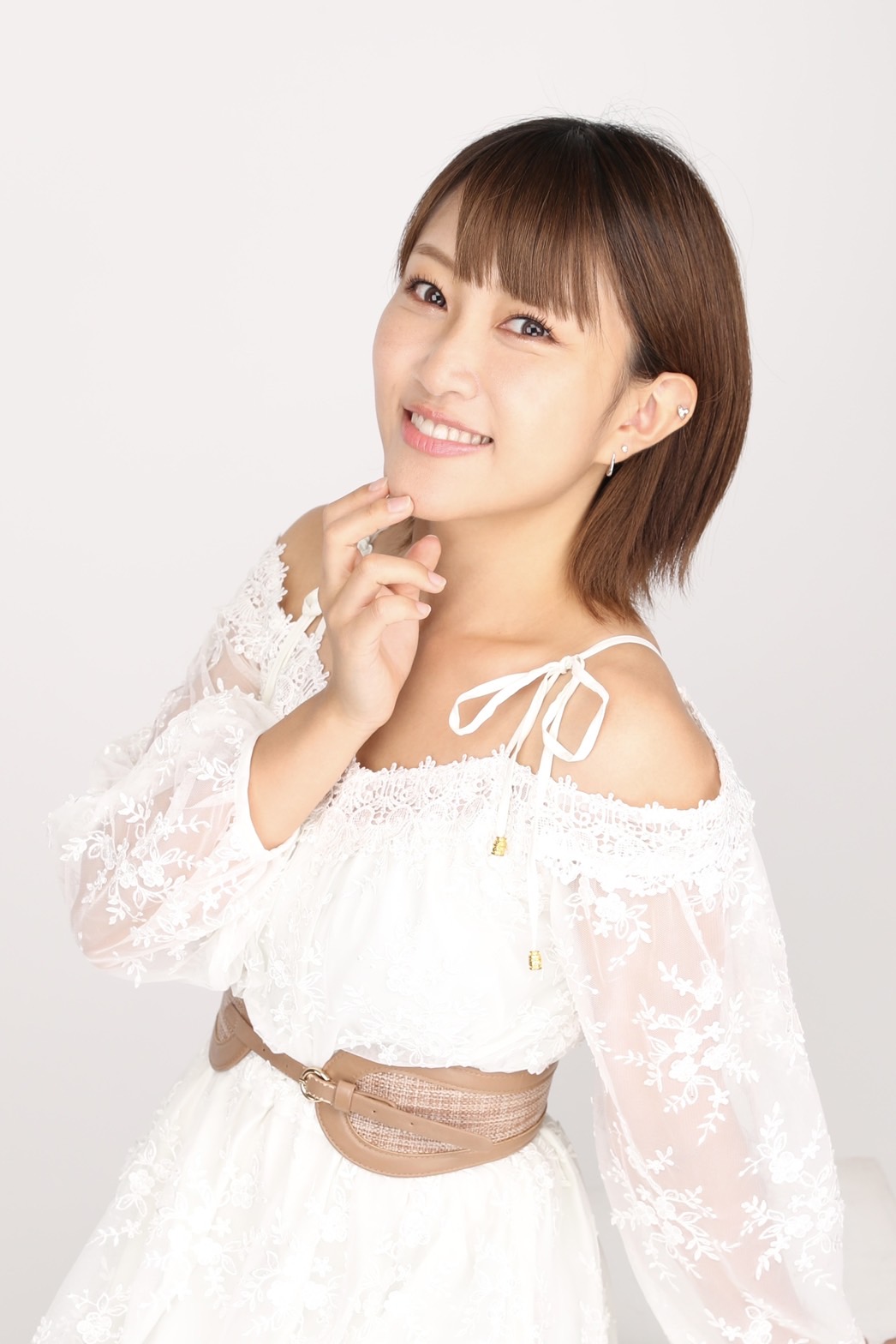 芸能事務所アイエス・フィールド所属となる上枝恵美加