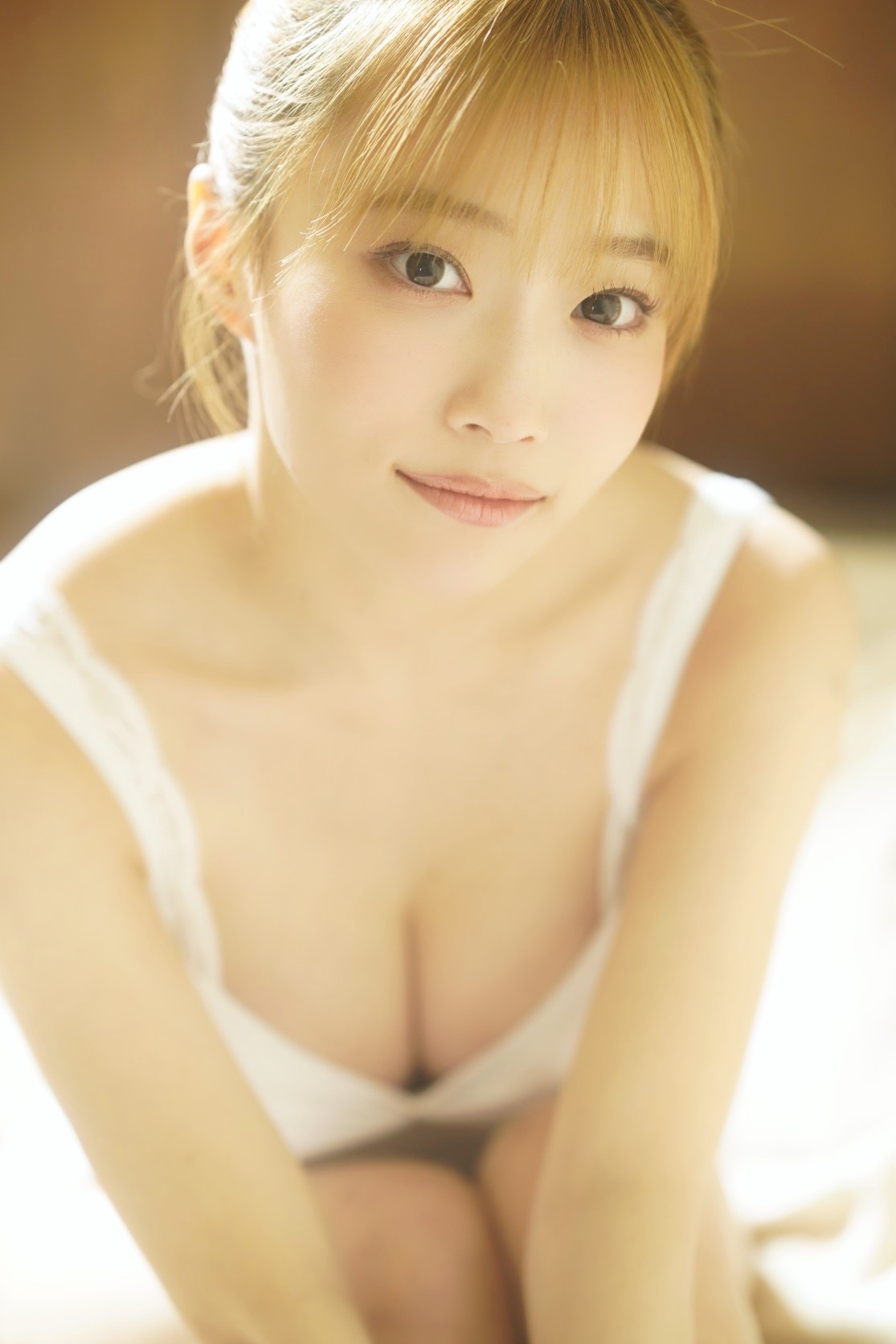 「STRiKE！9回表」で初表紙を飾った＃ババババンビ岸みゆ（佐藤佑一／STRiKE9回表）