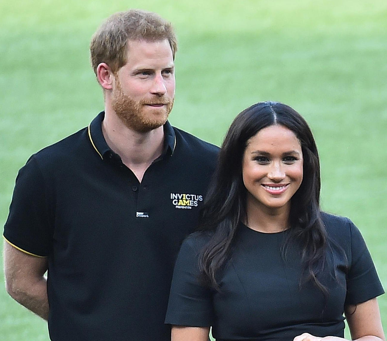 ヘンリー王子（左）とメーガン妃（2019年6月28日撮影）