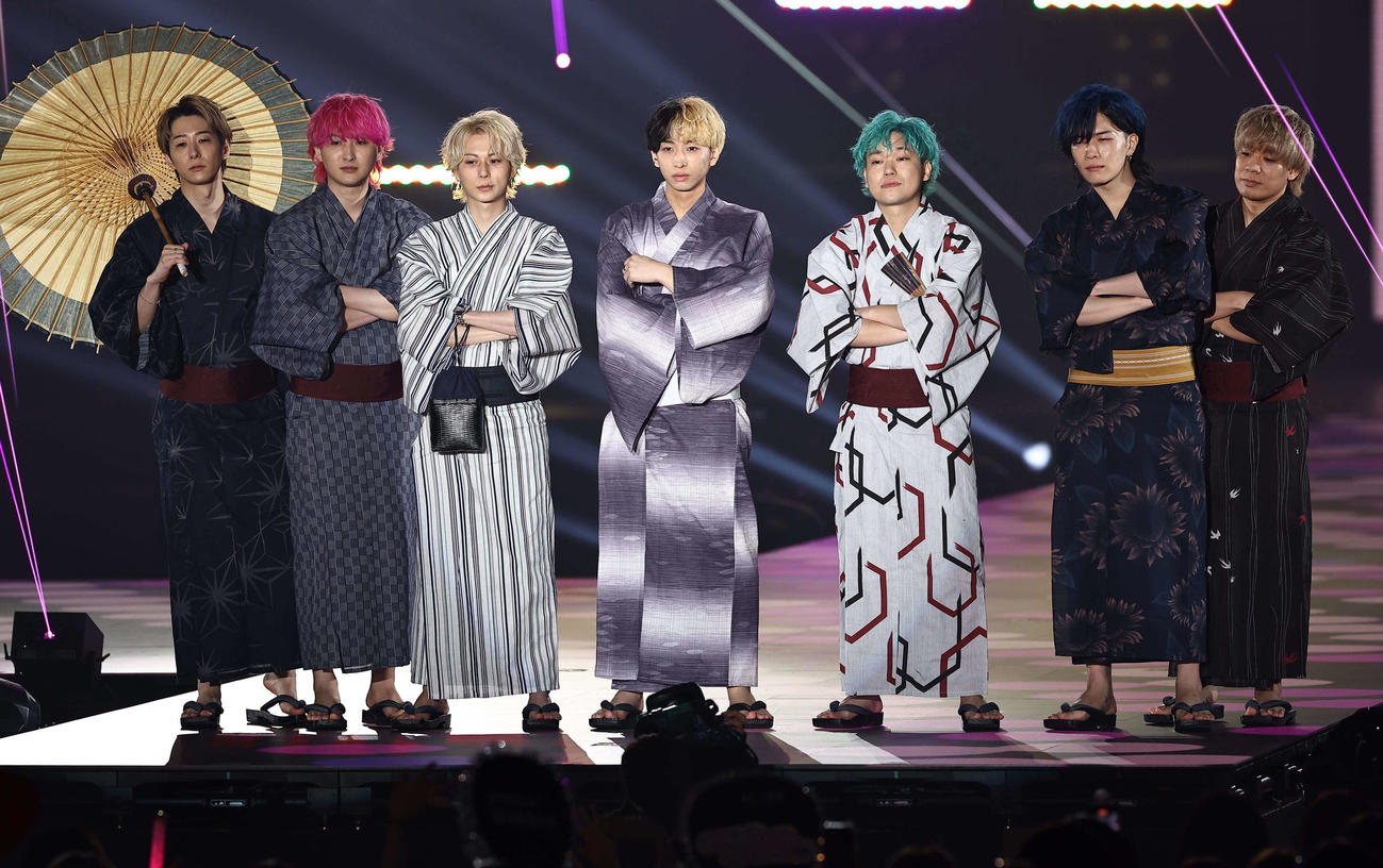 ランウェイでポーズを決めるNext Stage（撮影・上田博志）