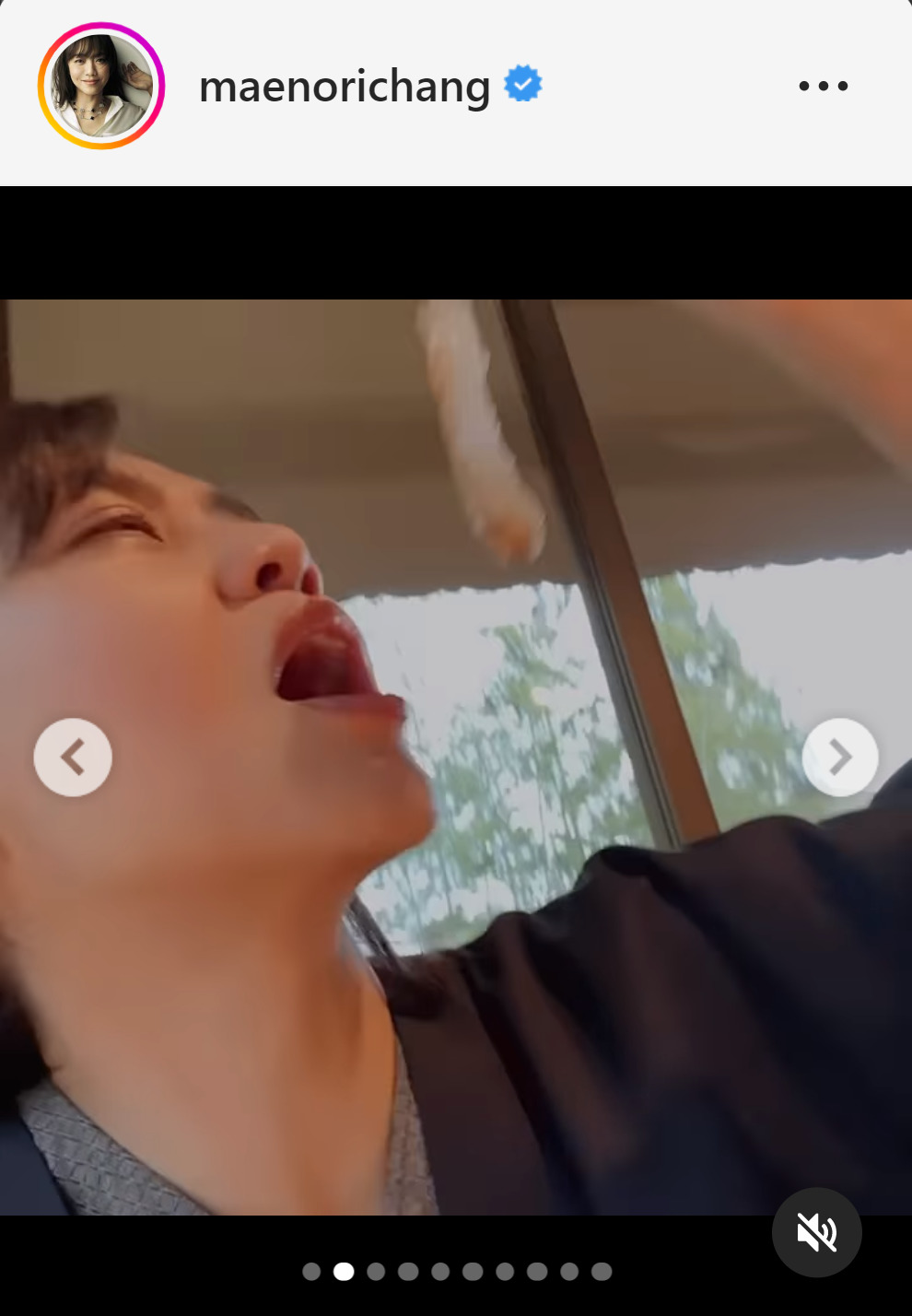 カニをほおばる動画をインスタグラムにアップした前田典子