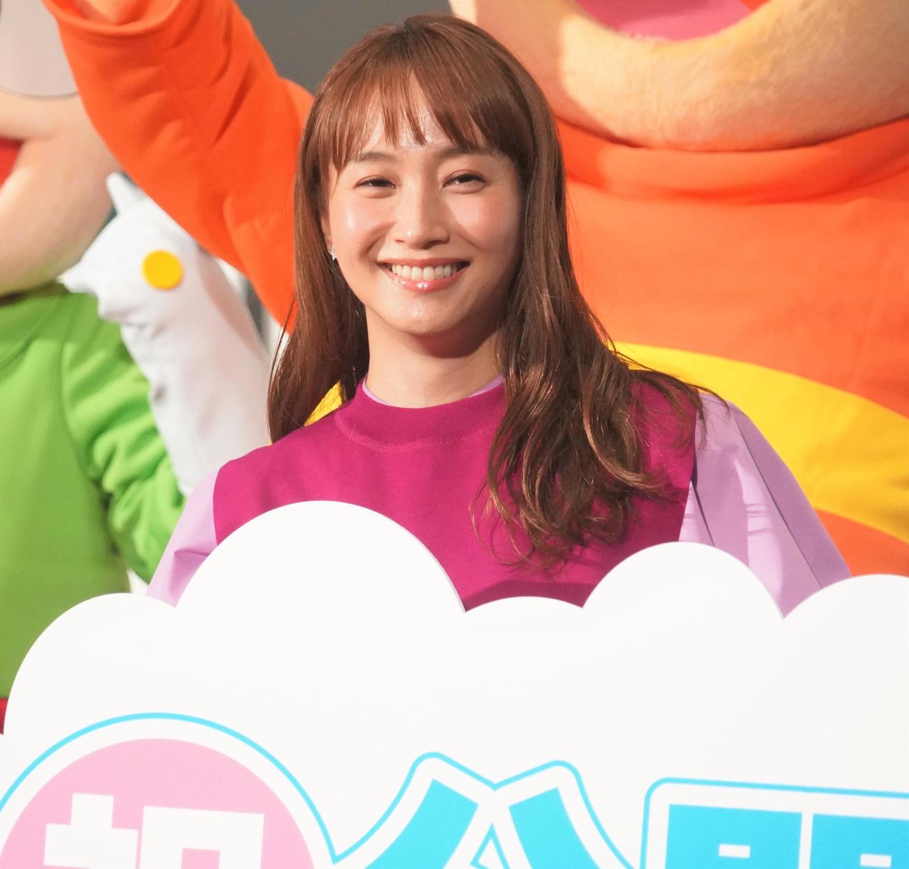 アニメ映画「ドラえもん　のび太と空の理想郷（ユートピア）」の公開記念舞台あいさつに出席した藤本美貴（撮影・佐藤成）