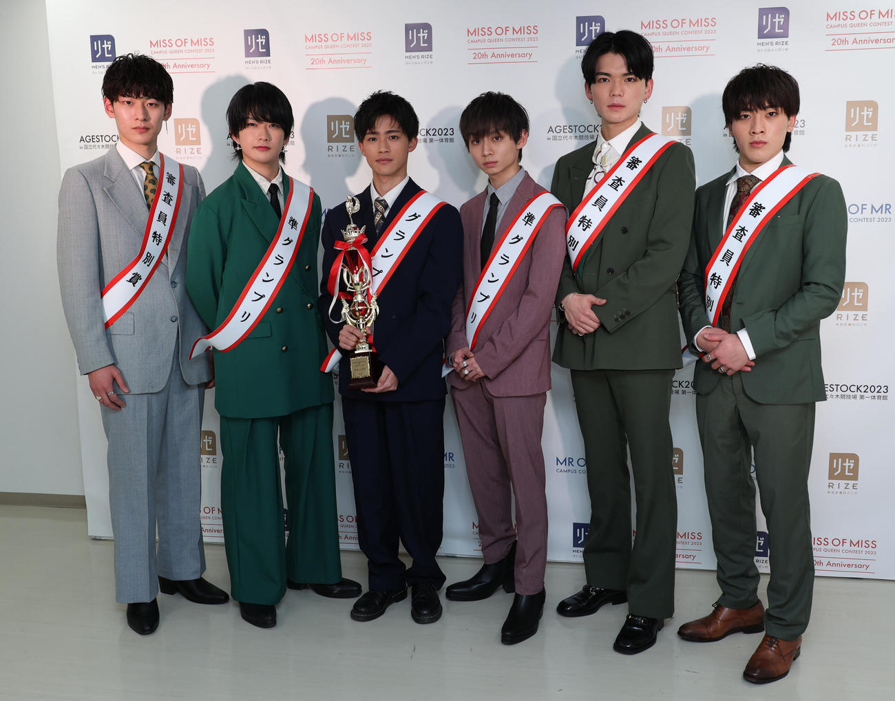AGESTOCK2023各賞受賞者たち、左から九大・大窪謙志郎、東洋大・土屋黎、青学大・佐々木崇仁、慶大・片寄翔太、中大・柏木智貴、専大・堀士真之佑（撮影・中島郁夫）