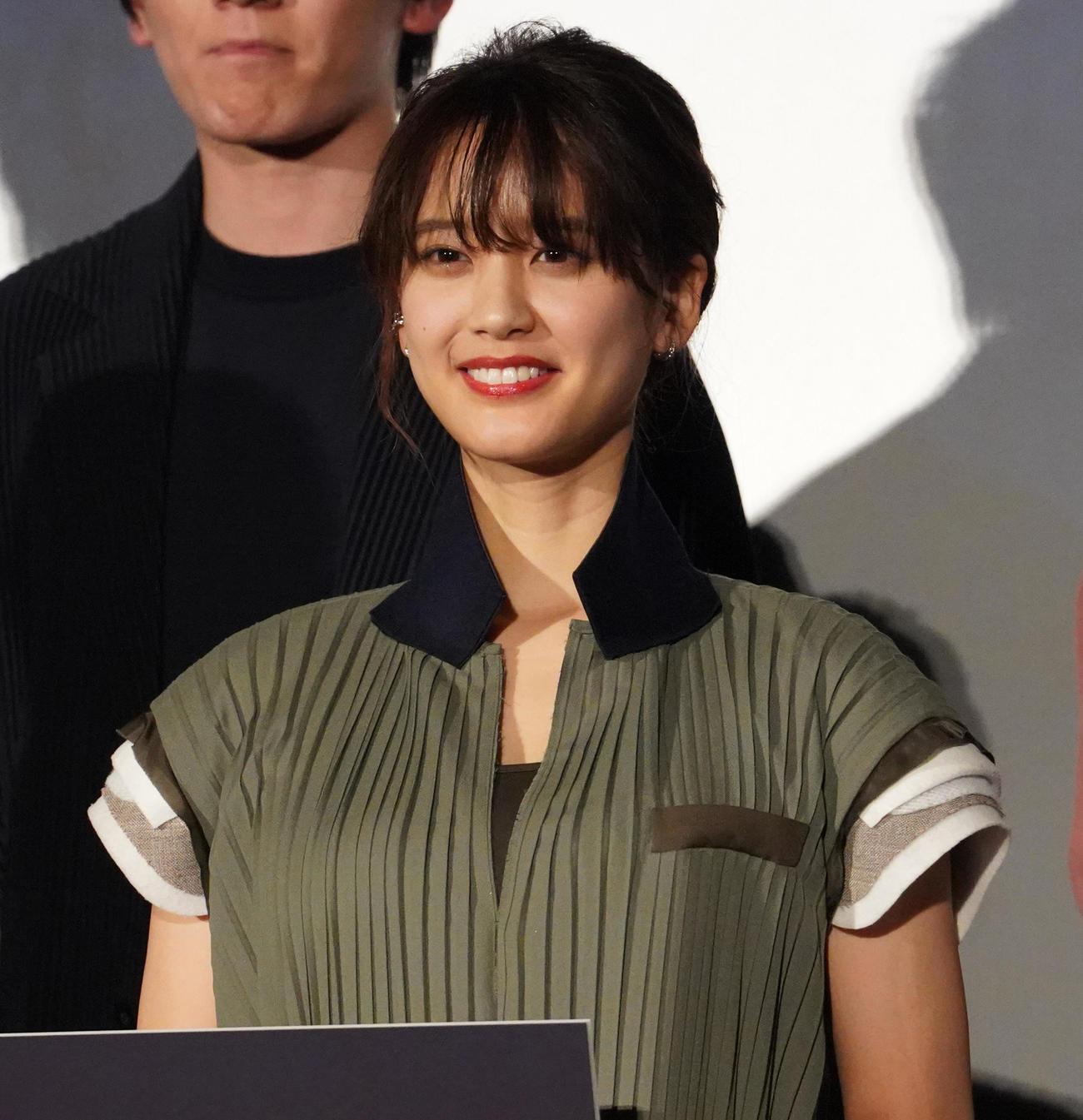 山崎紘菜（21年3月撮影）
