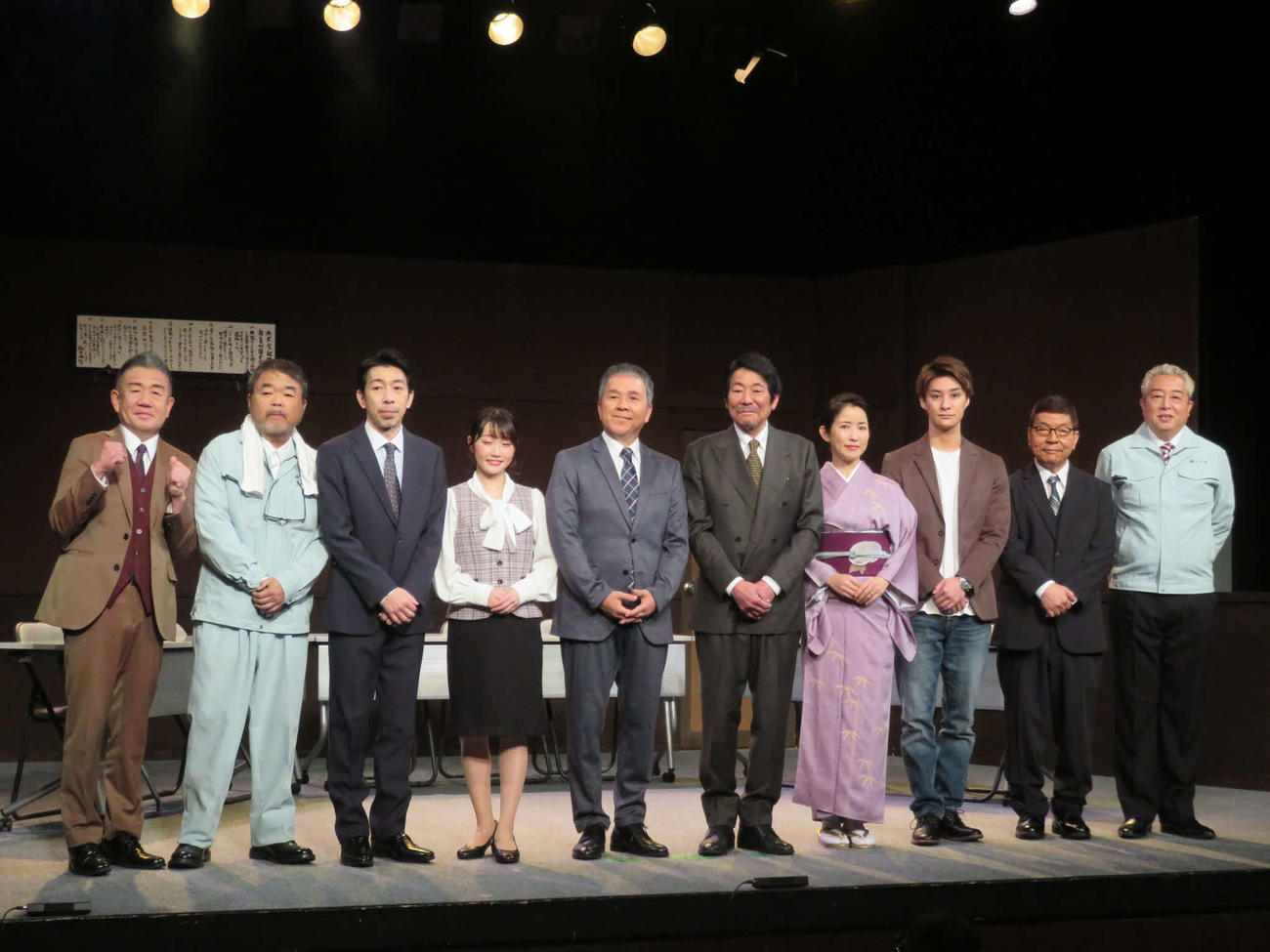 たけし軍団40周年記念舞台「ウスバカゲロウな男たち」初日 枝豆社長「一応、真面目な舞台」 - 芸能写真ニュース : 日刊スポーツ