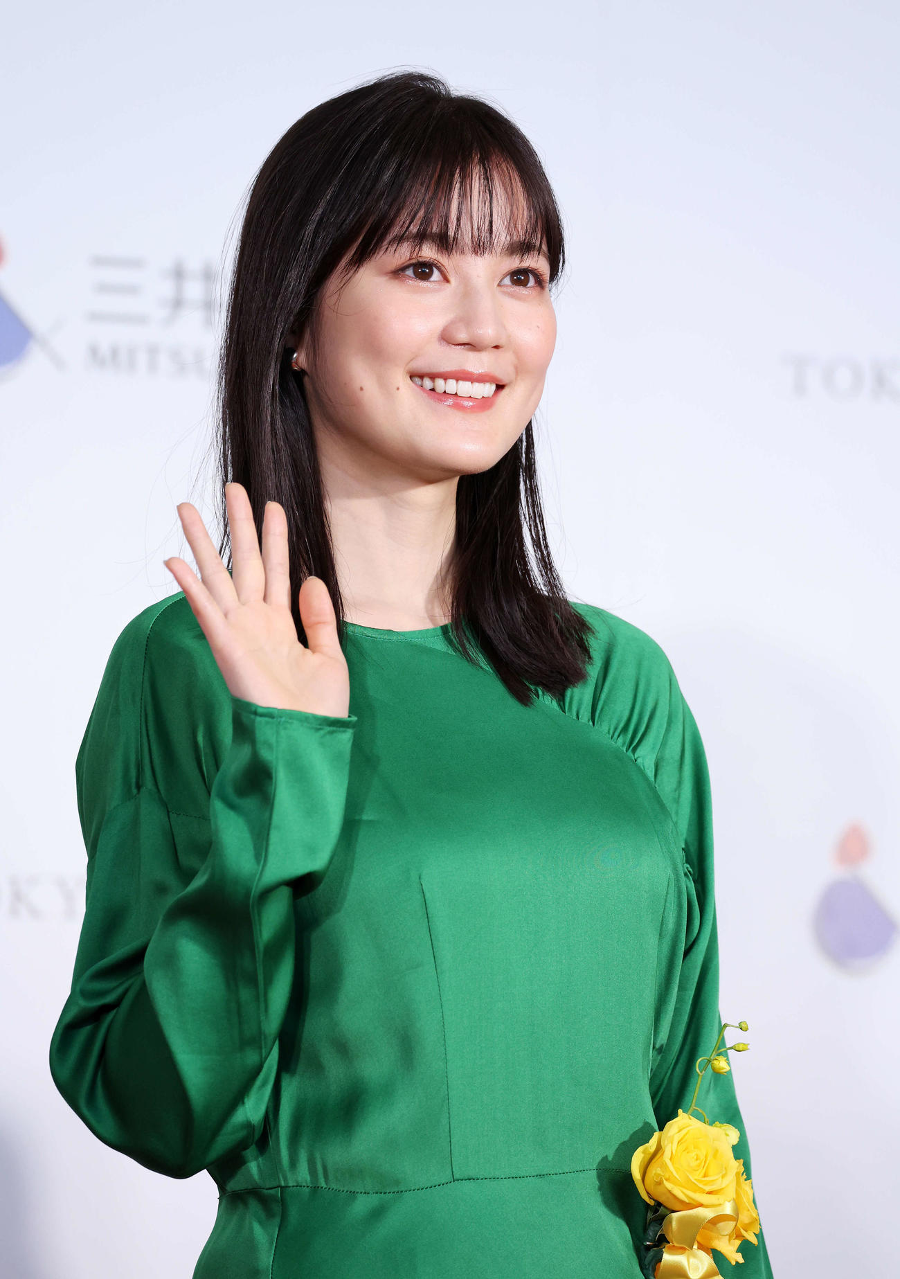 オープニングセレモニーに登壇した生田絵梨花（撮影・鈴木正人）