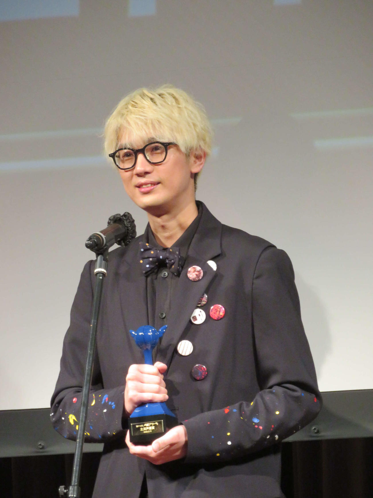 第17回声優アワードで主演声優賞、MVSの2冠を獲得した江口拓也（撮影・村上幸将）