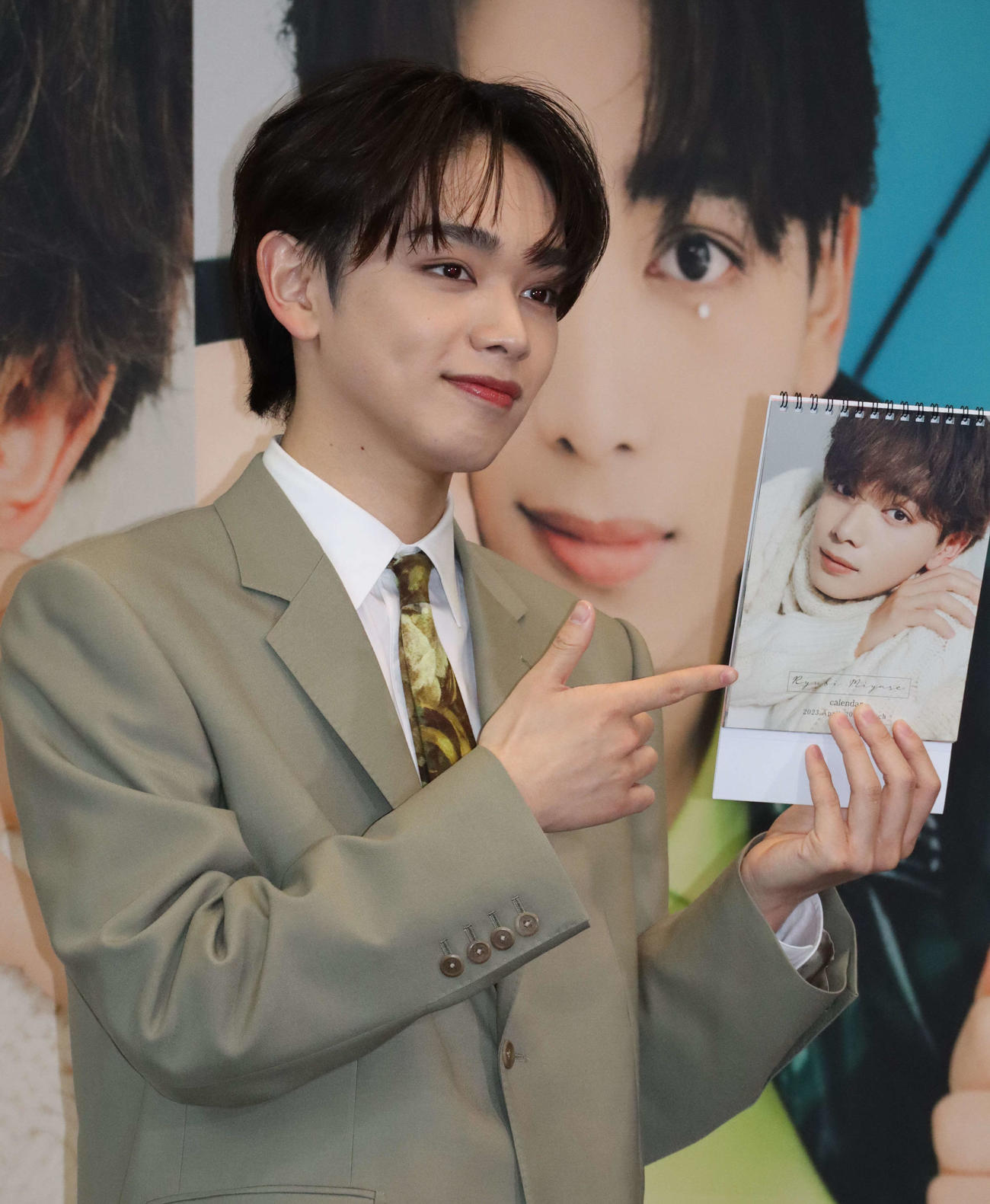 カレンダー発売イベントを行った宮世琉弥