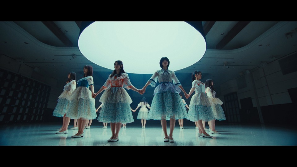乃木坂46のアンダーメンバー新曲「さざ波は戻らない」のMVワンシーン