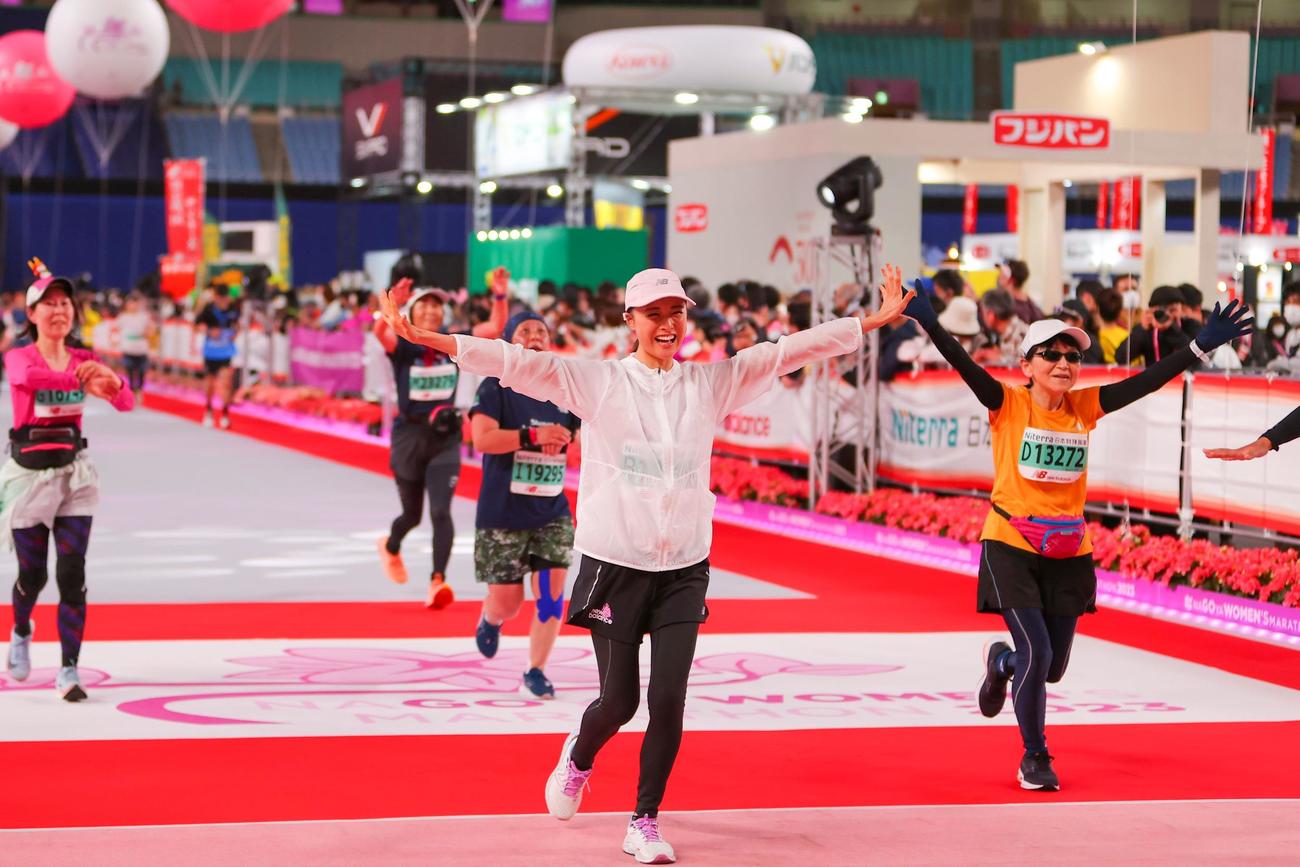 名古屋ウィメンズマラソンで初フルマラソンを完走した大友花恋