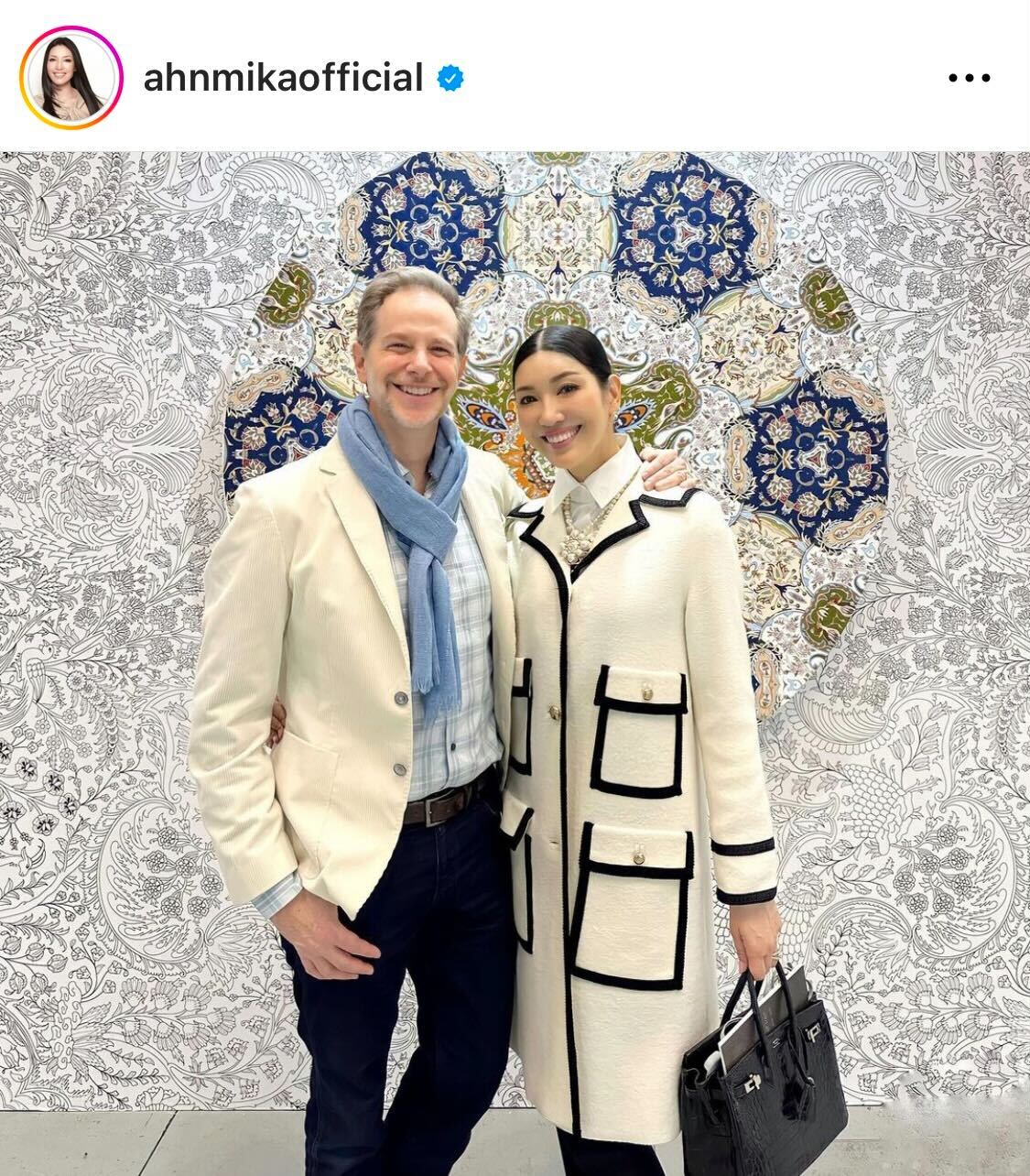 アンミカは米国人実業家の夫とツーショット（アンミカのインスタグラムから）