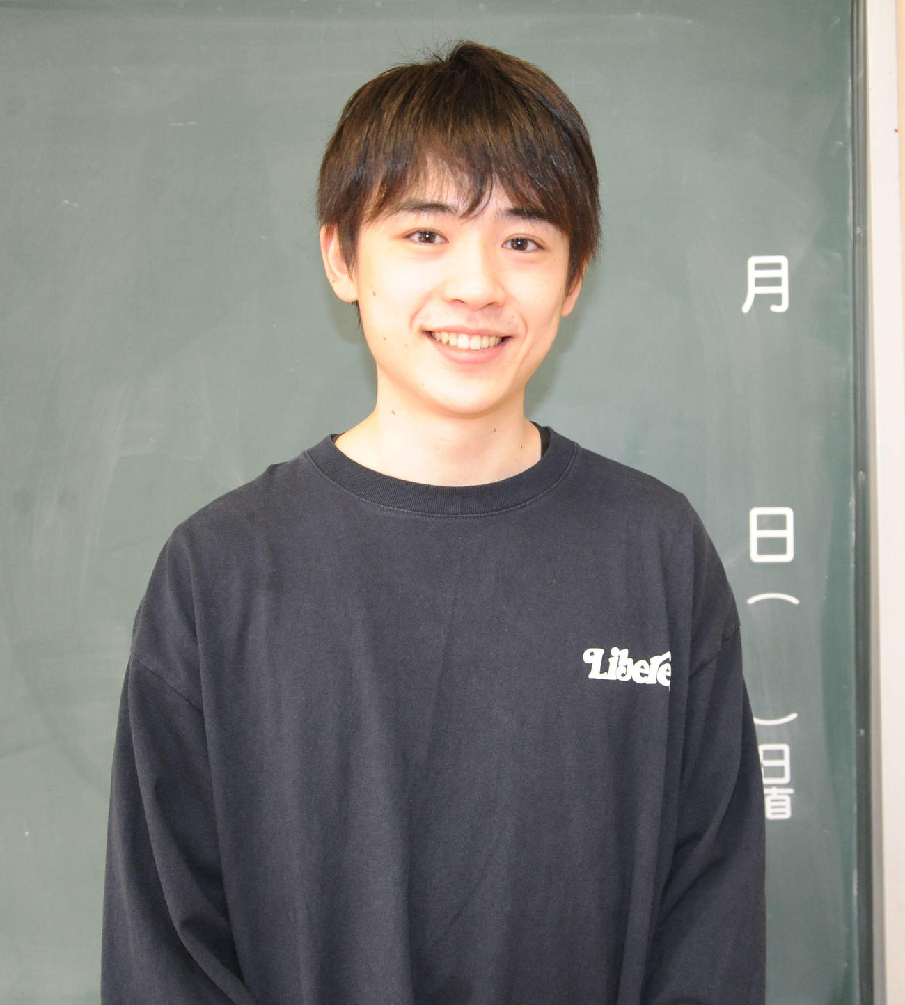 初主演舞台「ハイスクール・ハイ・ライフ2」に臨む富樫慧士（撮影・松尾幸之介）