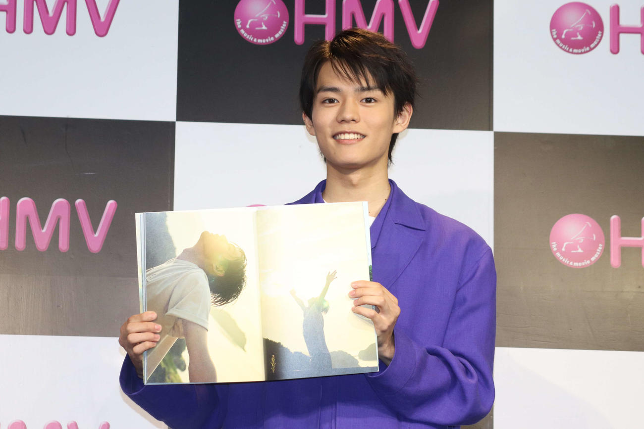 ファースト写真集「5W1H」発売記念イベントに登壇した日向亘（撮影・加藤理沙）