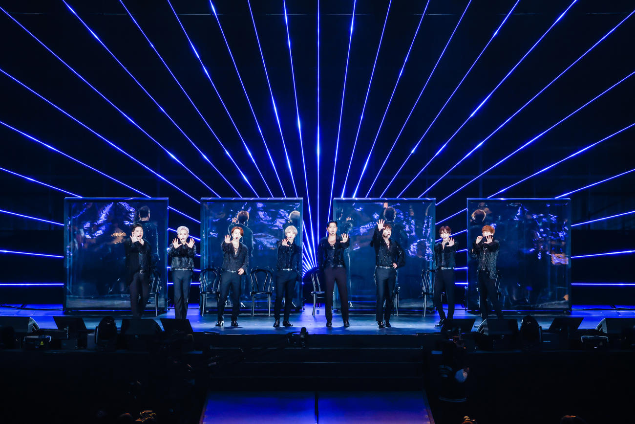 ライブを開催したSUPER JUNIOR（左から）シンドン、リョウク、ドンへ、イェソン、シウォン、キュヒョン、ウニョク、イトゥク（C）石井亜希(田中聖太郎写真事務所)