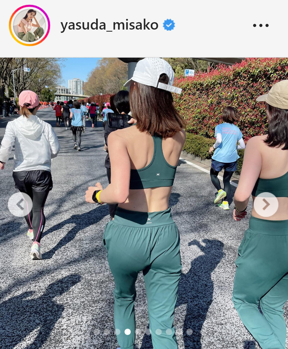 表参道を走る安田美沙子の後ろ姿（安田美沙子のインスタグラムから）