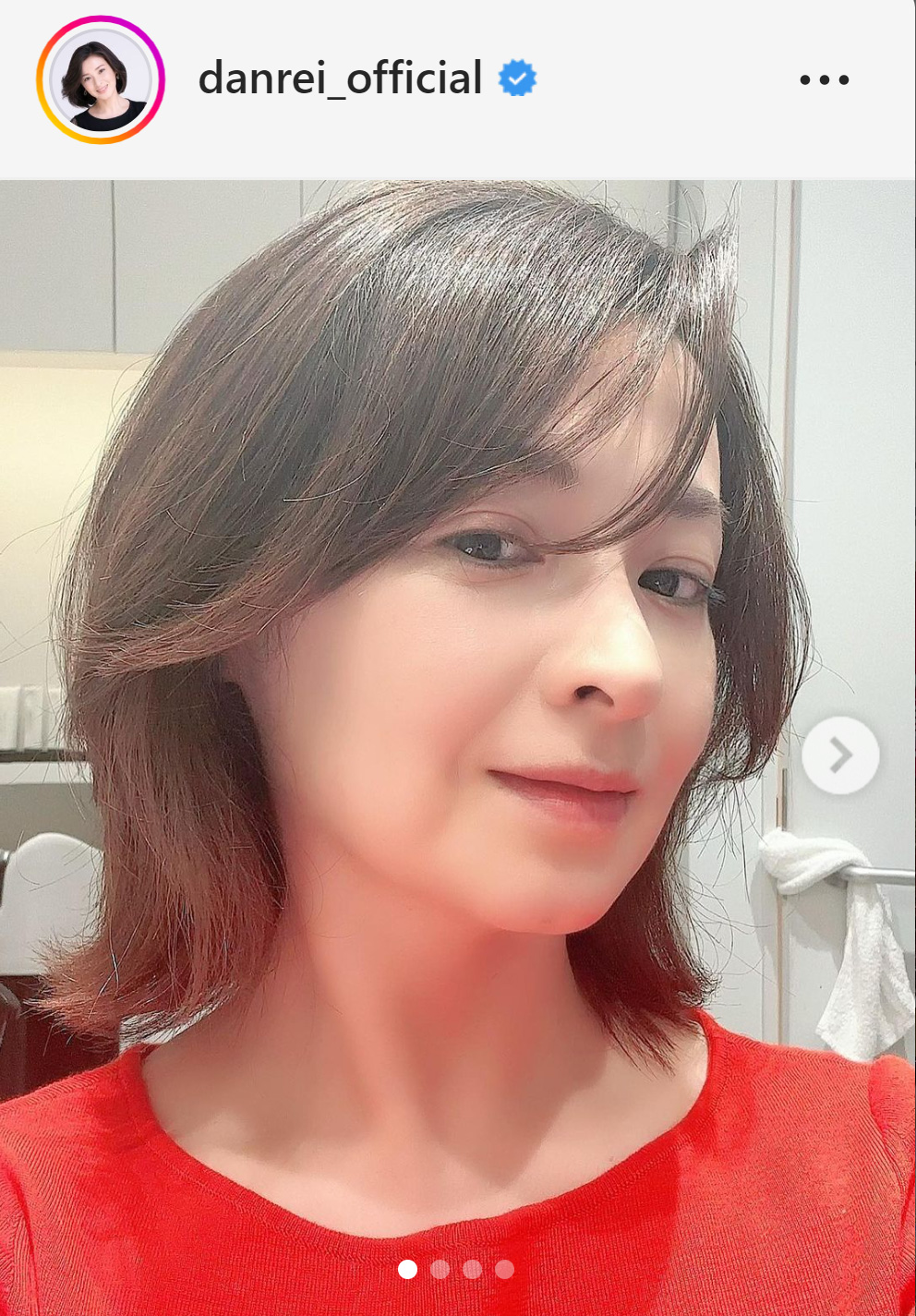 髪の毛をカットした姿を公開する檀れい（檀れいのインスタグラムから）
