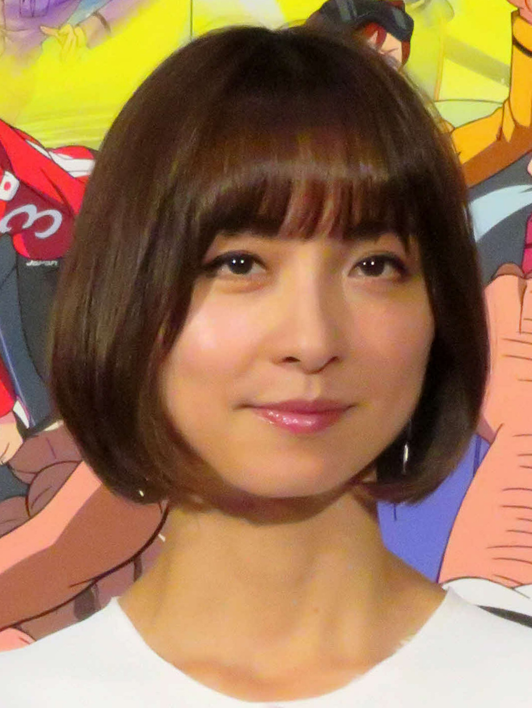 篠田麻里子