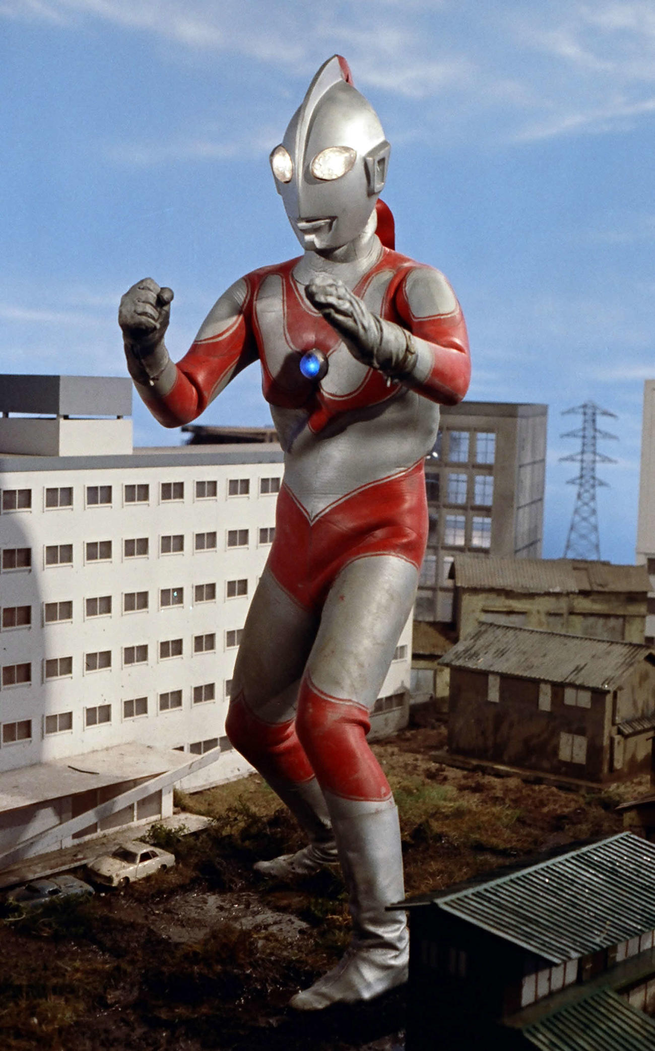 団時朗さんが主演した「帰ってきたウルトラマン」のウルトラマンジャック（C）円谷プロ