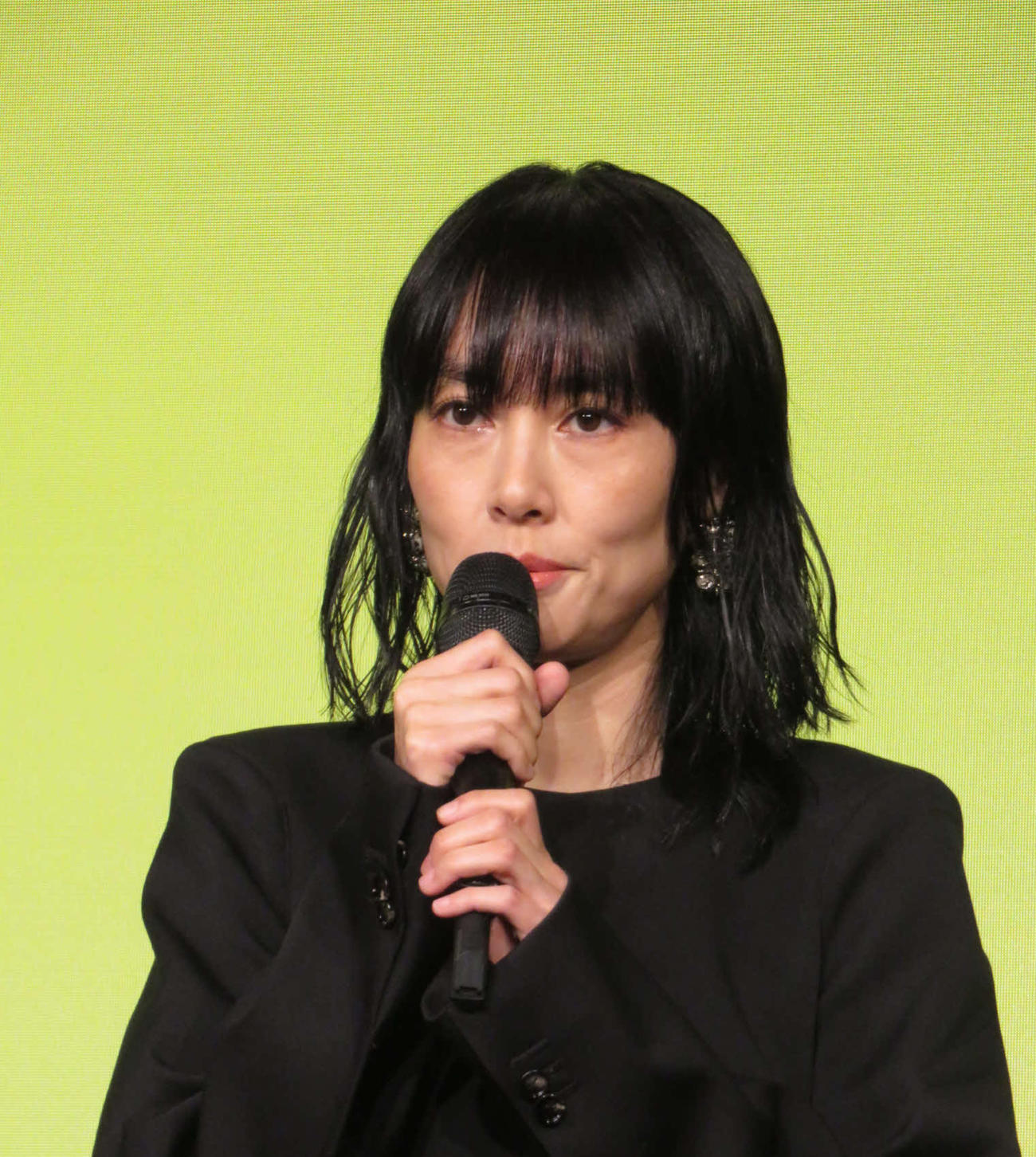 「TSUTAYA CREATORS‘　PROGRAM FILM 2022」の授賞式でスペシャルプレゼンターを務めた女優菊地凛子