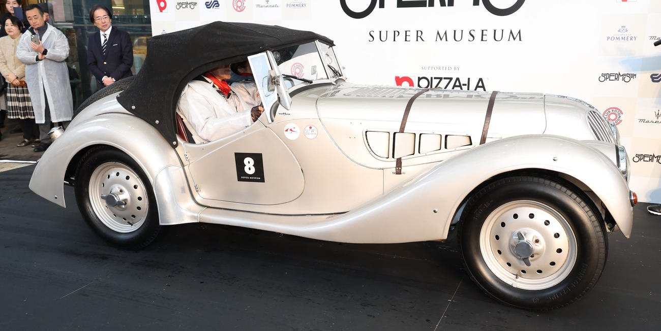 １９３７年式フレイザーナッシュ　ＢＭＷ３２８（撮影・中島郁夫）