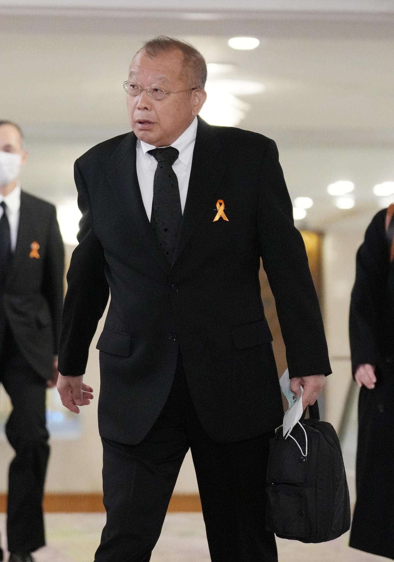 渡辺徹さんのお別れの会に参列する笑福亭鶴瓶（撮影・狩俣裕三）