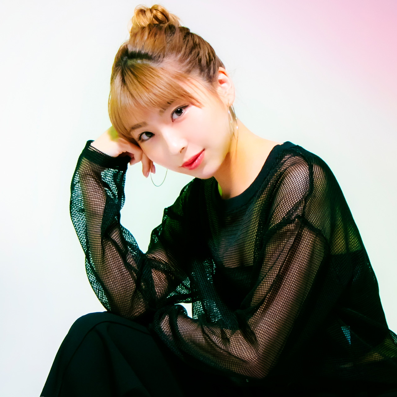 小松未歩の代表曲をカバーし配信リリースする花リナ