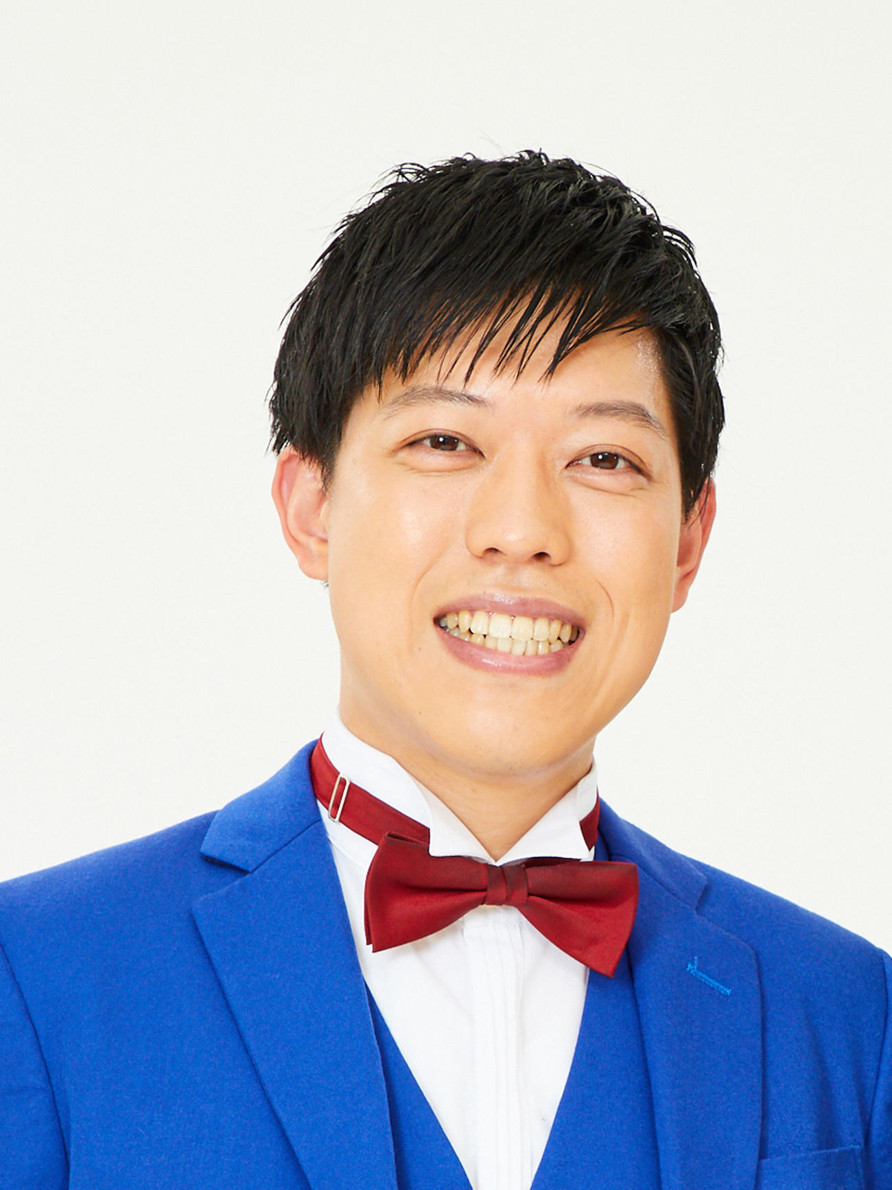 よしもと放課後クラブの万博イベントに出演する滝音さすけ