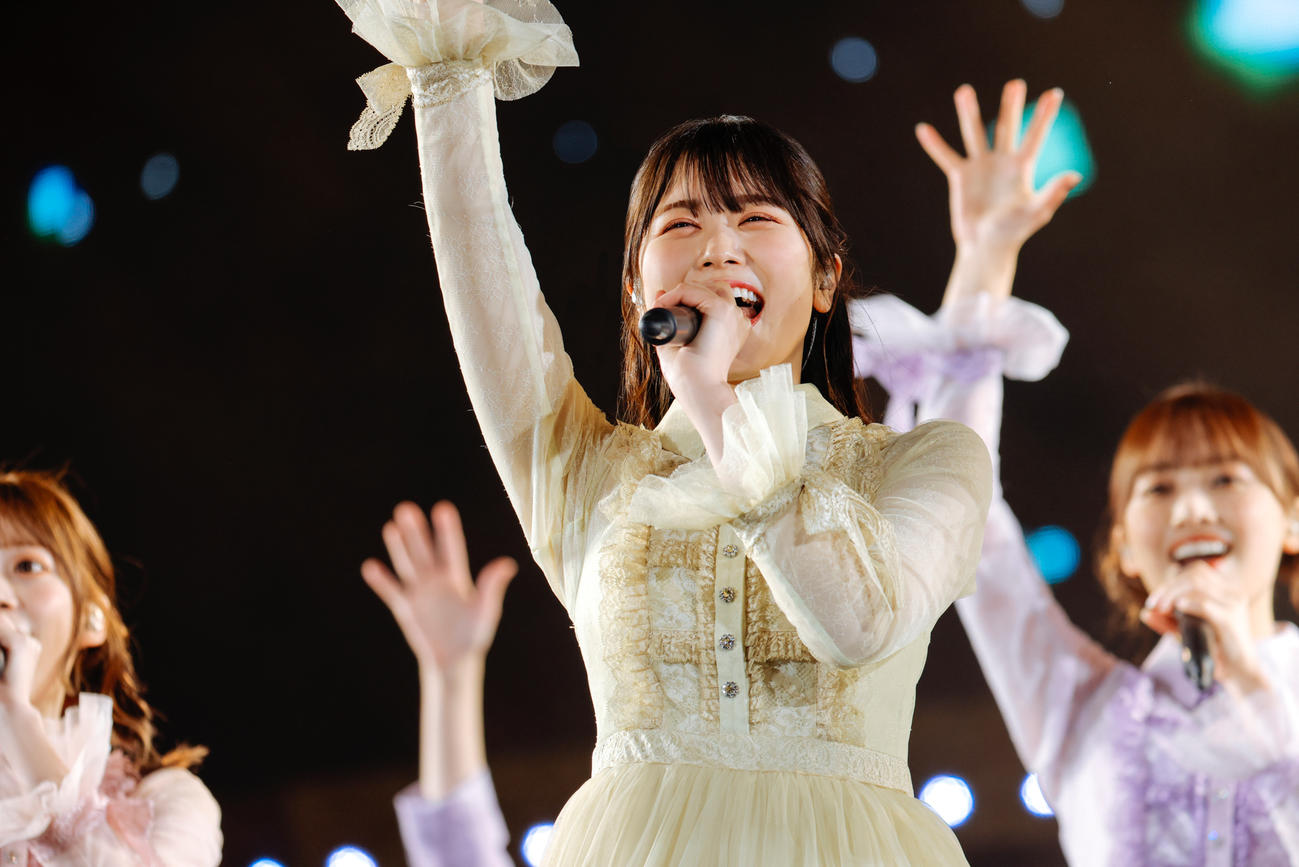 4周年ライブ「4回目のひな誕祭」でパフォーマンスする日向坂46の丹生明里
