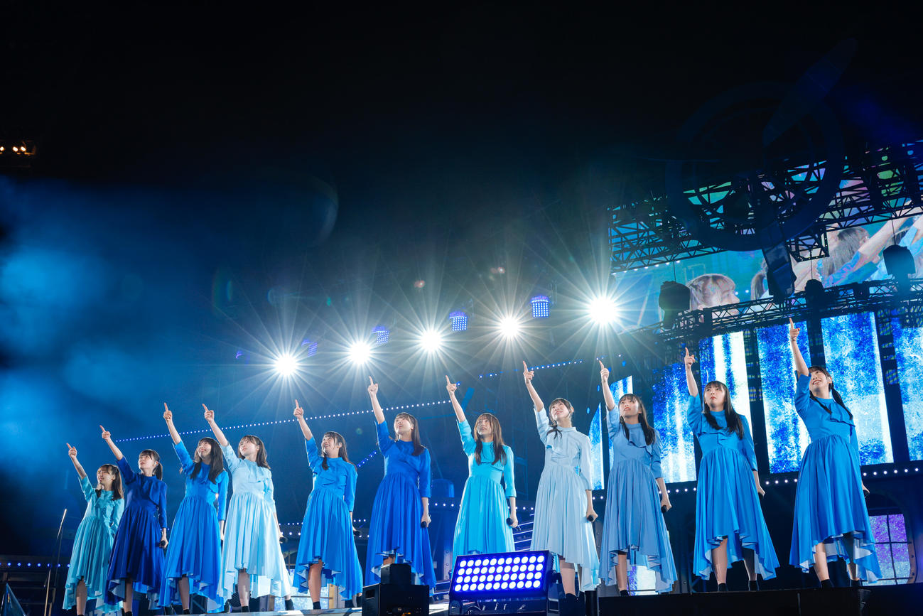 4周年ライブ「4回目のひな誕祭」でパフォーマンスする日向坂46の四期生