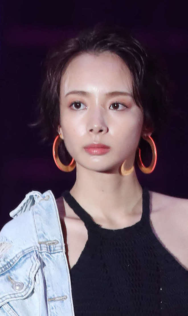 岡田紗佳（2019年5月撮影）
