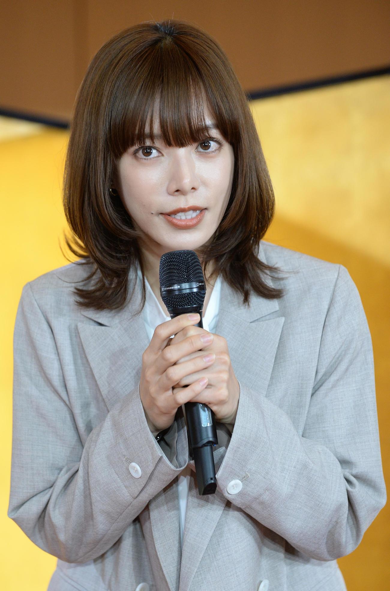 「ホスト相続しちゃいました」制作発表会に出席する桜井ユキ