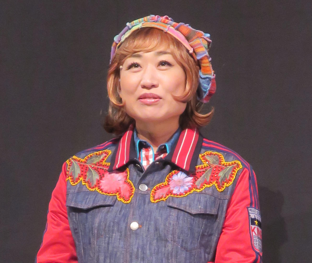 舞台「おかしな二人」取材会で意気込みを語る山崎静代