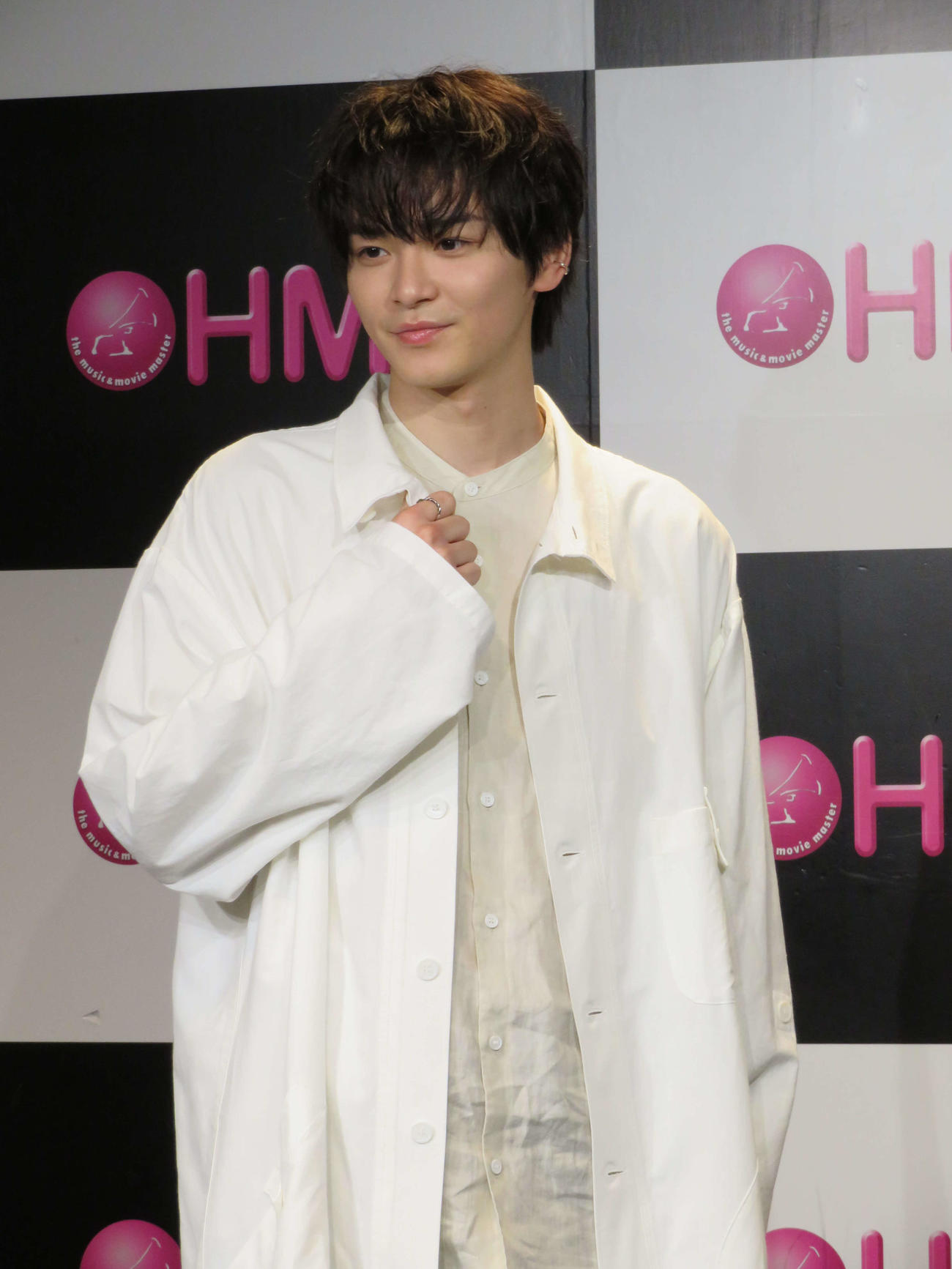 1st写真集発表会に出席した金子隼也