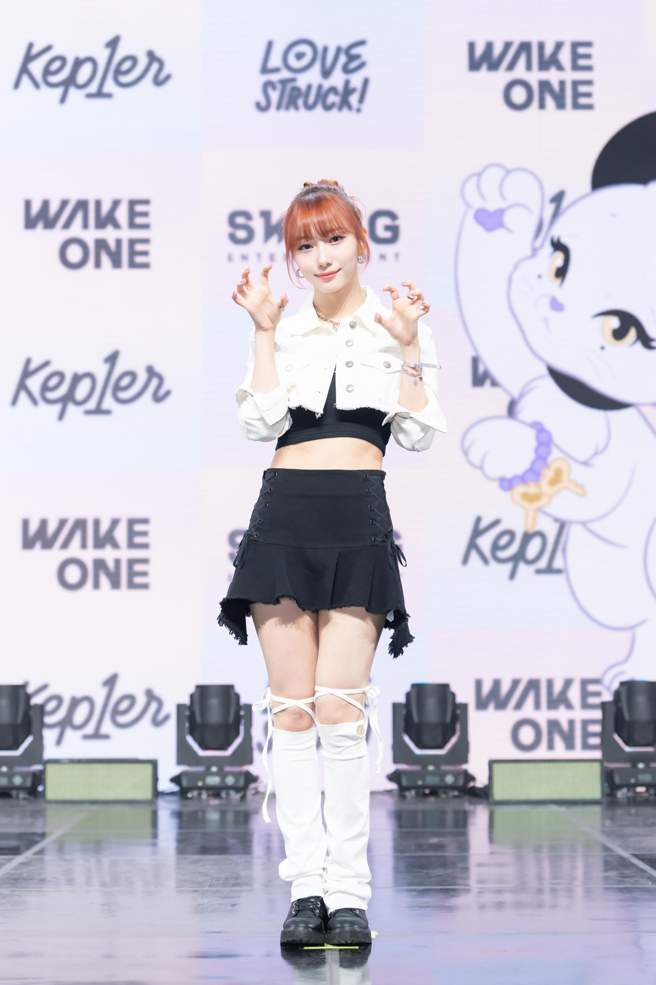 「LOVESTRUCK！」のショーケースを行ったKep1erのヨンウン（C）WAKEONE／SWING ENTERTAINMENT提供