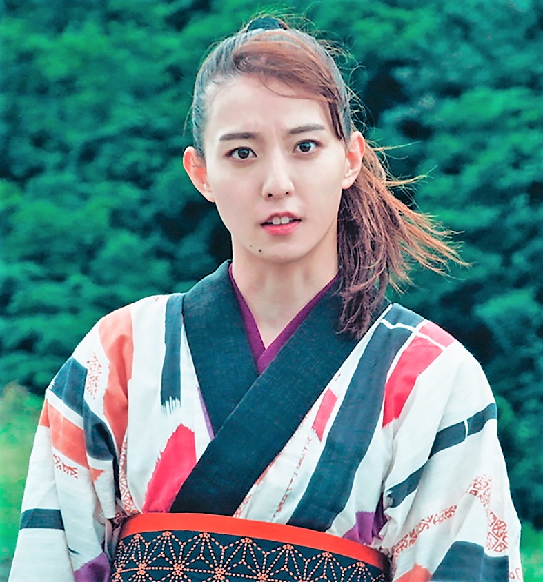 「妖獣奇譚　ニンジャVSシャーク」で百園菊魔を演じる宮原華音