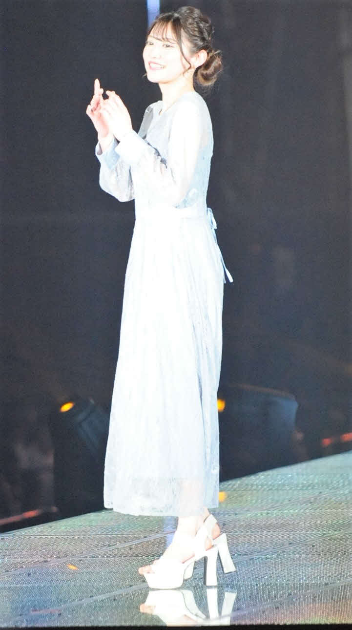 出町杏奈（23年3月撮影）