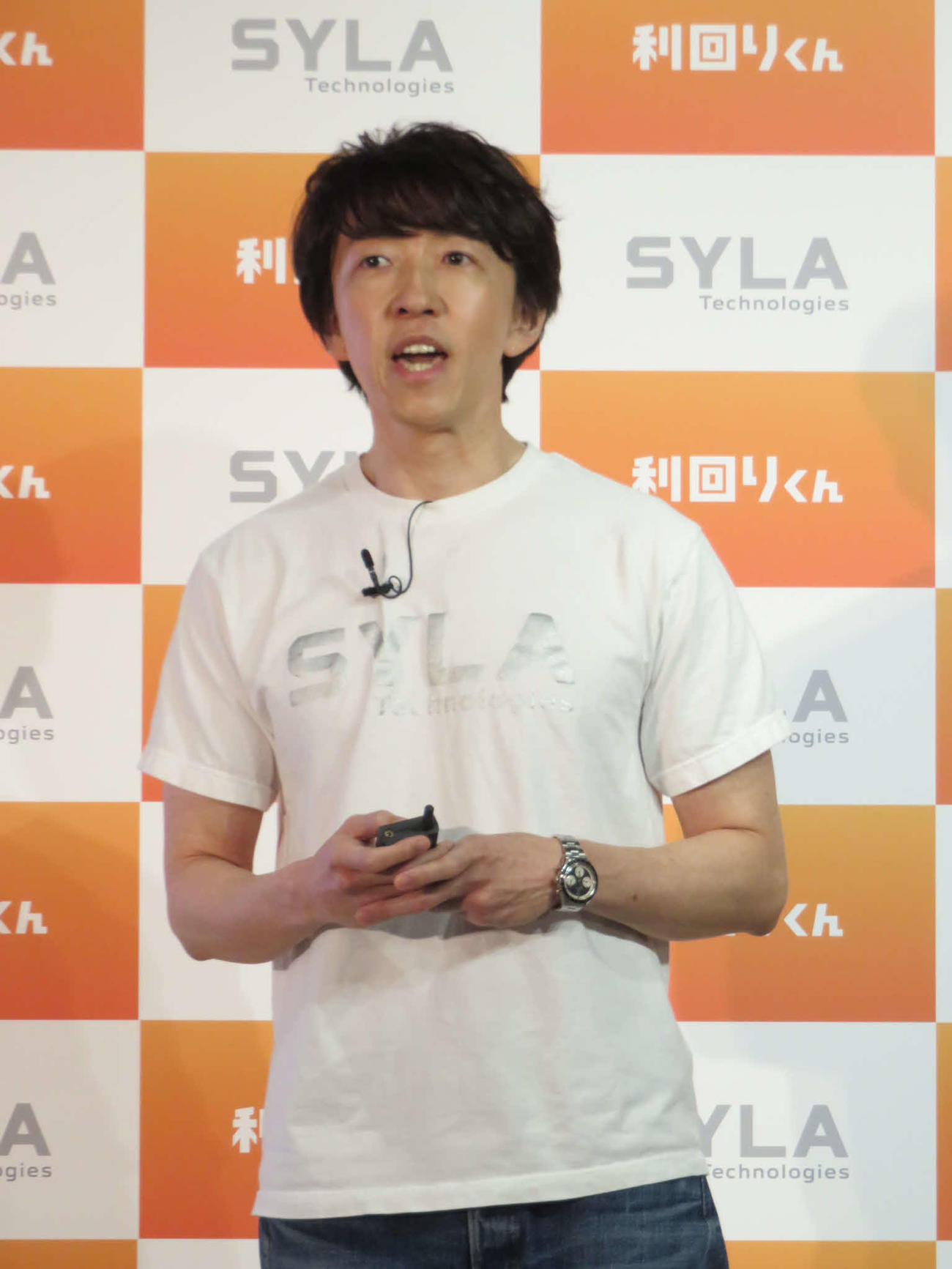 戦略会見を行ったシーラテクノロジーズ杉本宏之会長