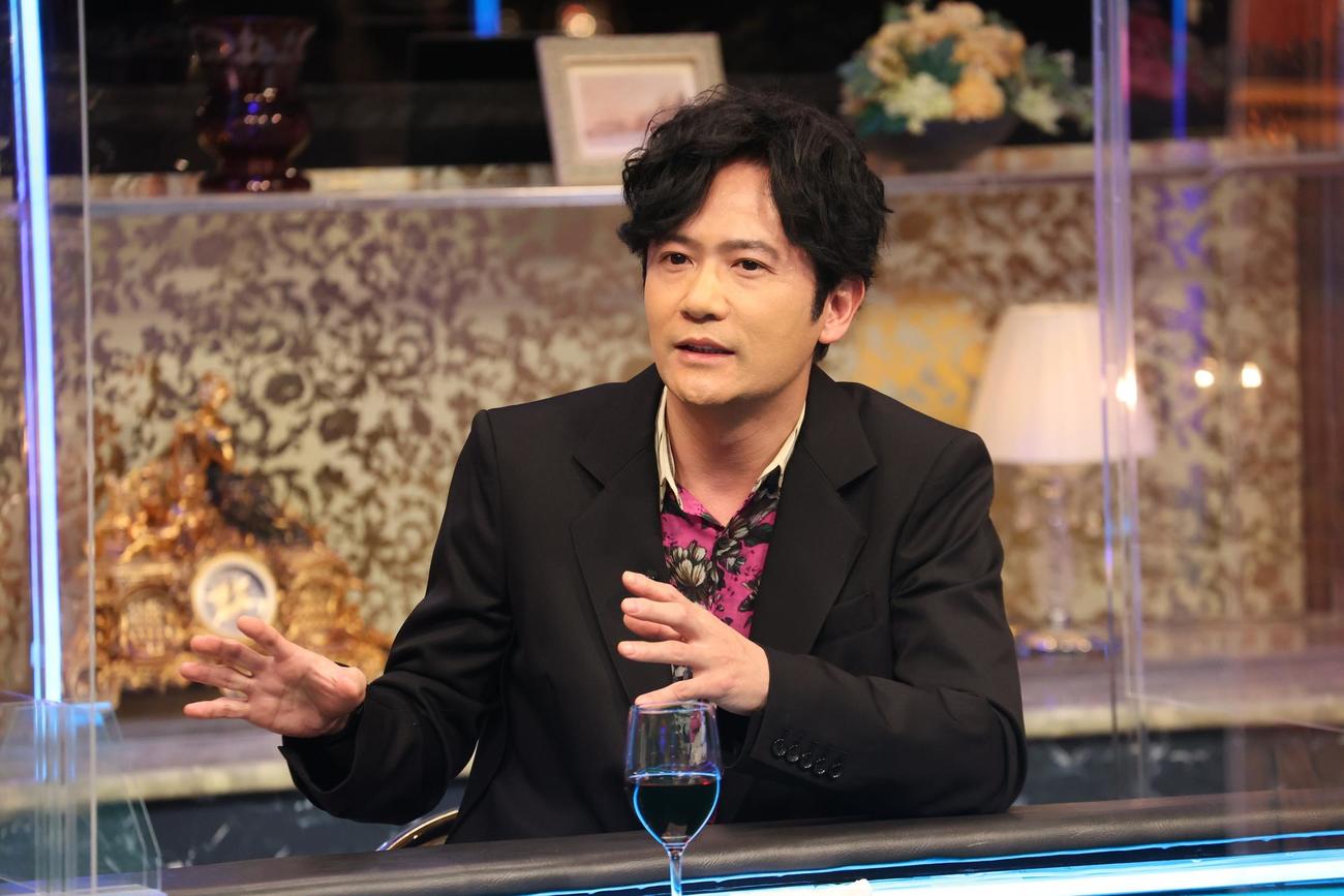 「人志松本の酒のツマミになる話」に出演する稲垣吾郎（C）フジテレビ