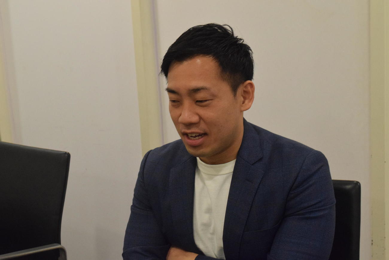 子供への熱い思いを語った「ミルクボーイ」駒場孝（撮影・阪口孝志）