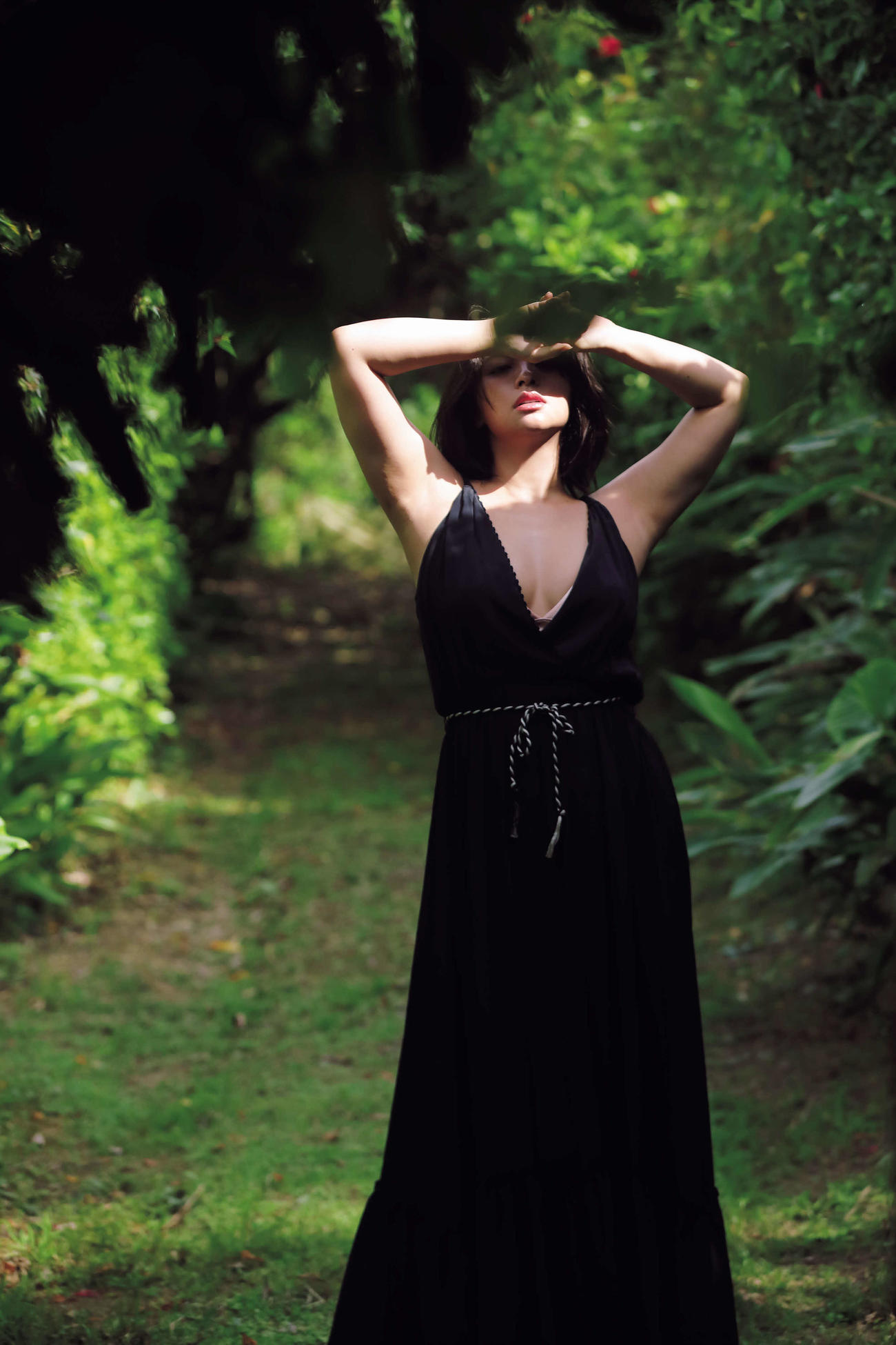 水崎綾女写真集「sensually」（C）光文社　写真◎三宮幹史