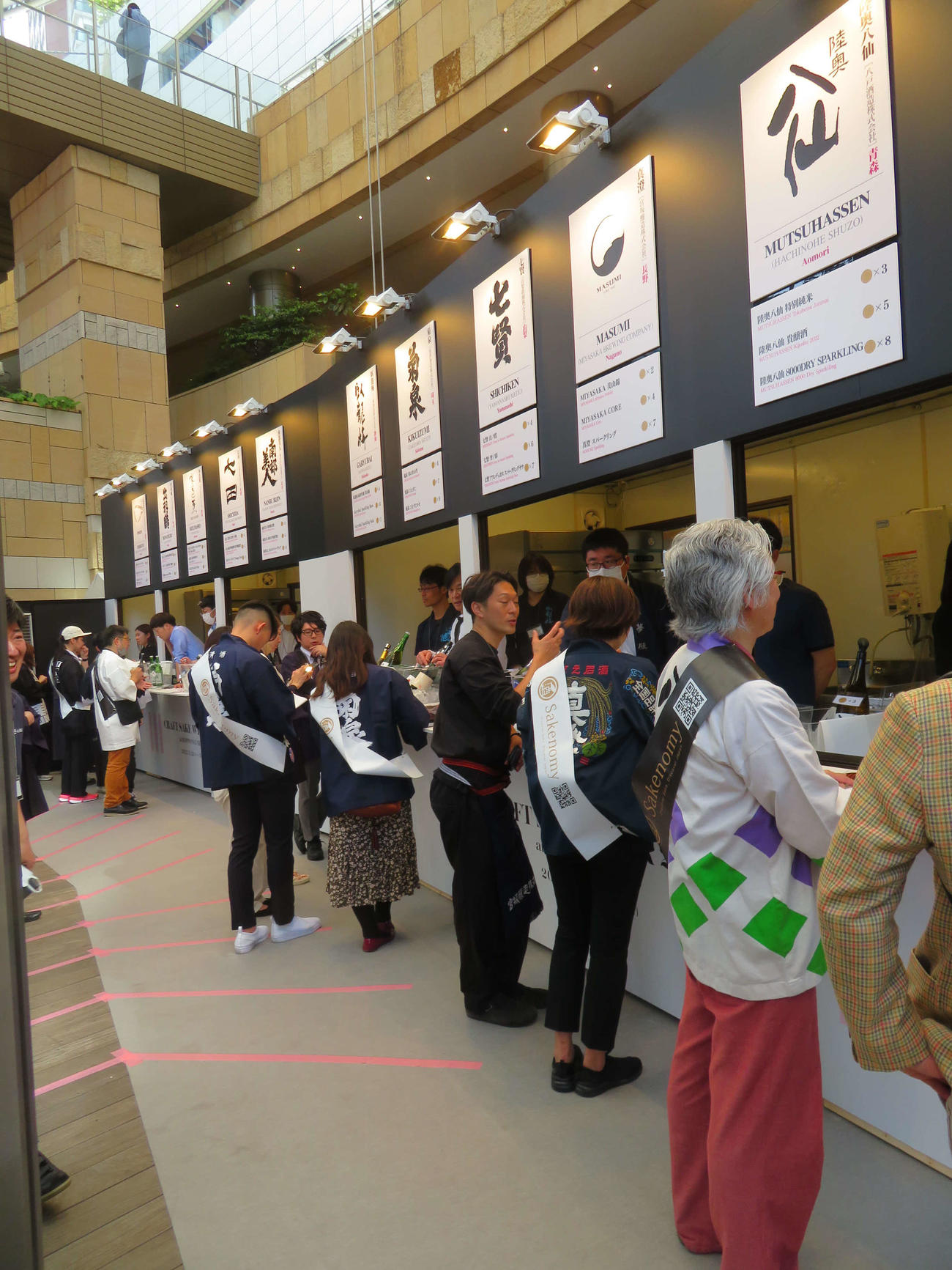 東京・六本木ヒルズアリーナで開催中の日本最大級の日本酒イベント「CRAFT SAKE WEEK 2023 at ROPPONGI HILLS」（撮影・村上幸将）