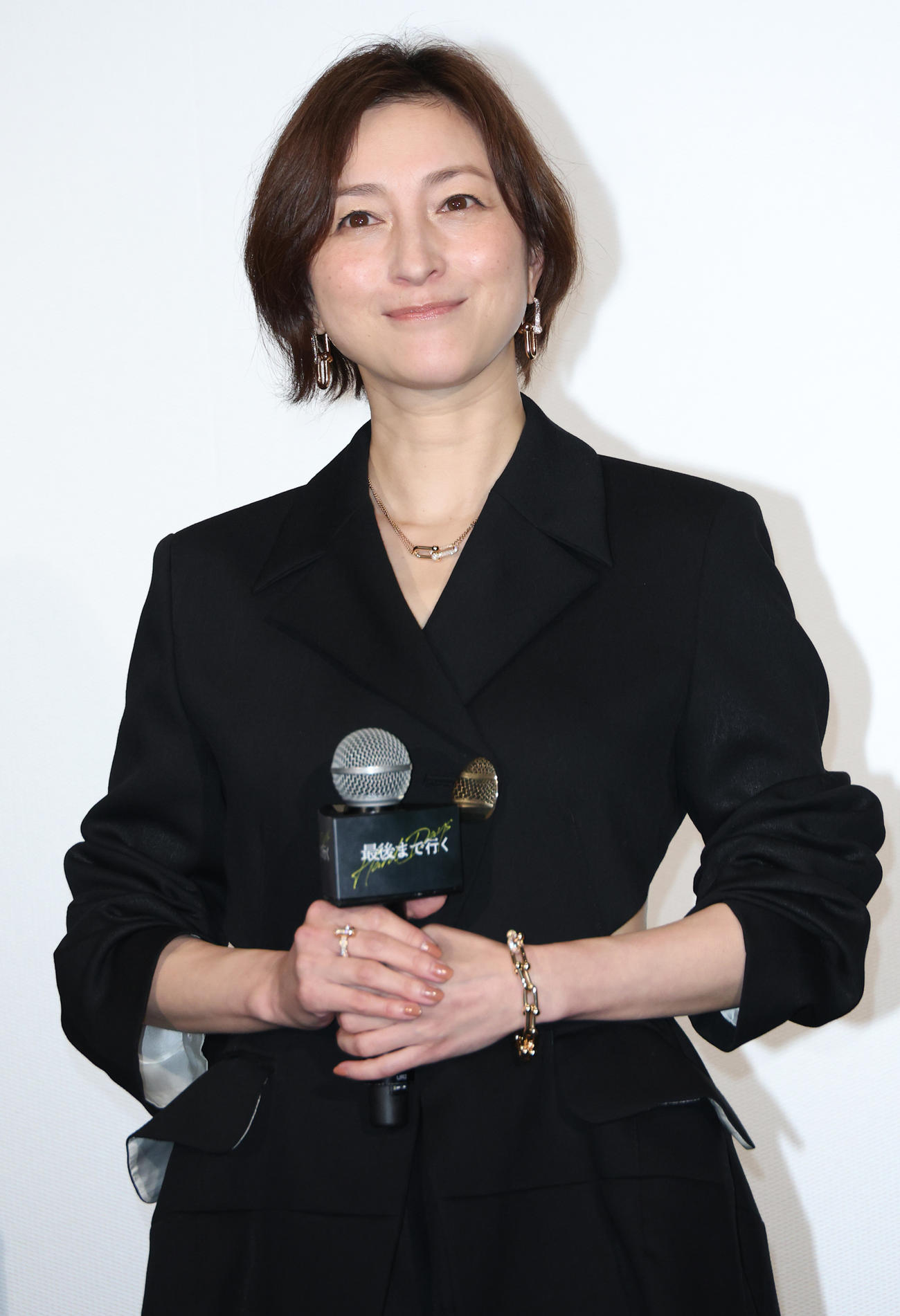 映画「最後まで行く」完成披露舞台あいさつを行った広末涼子（撮影・中島郁夫）