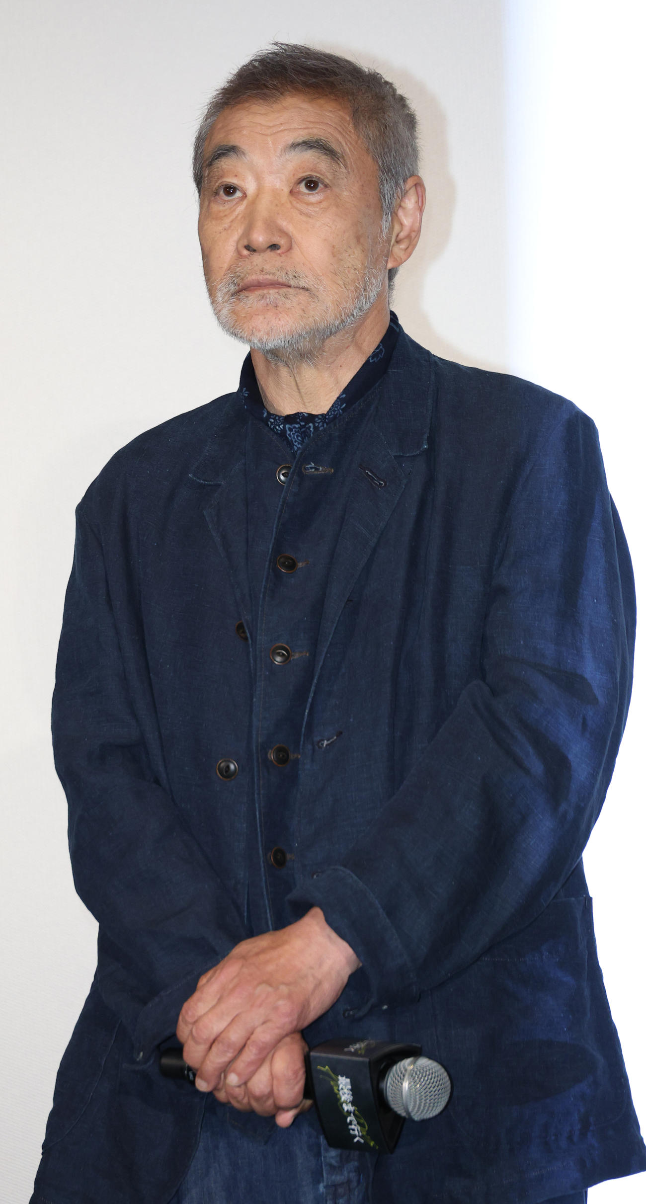 映画「最後まで行く」完成披露舞台あいさつを行った柄本明（撮影・中島郁夫）