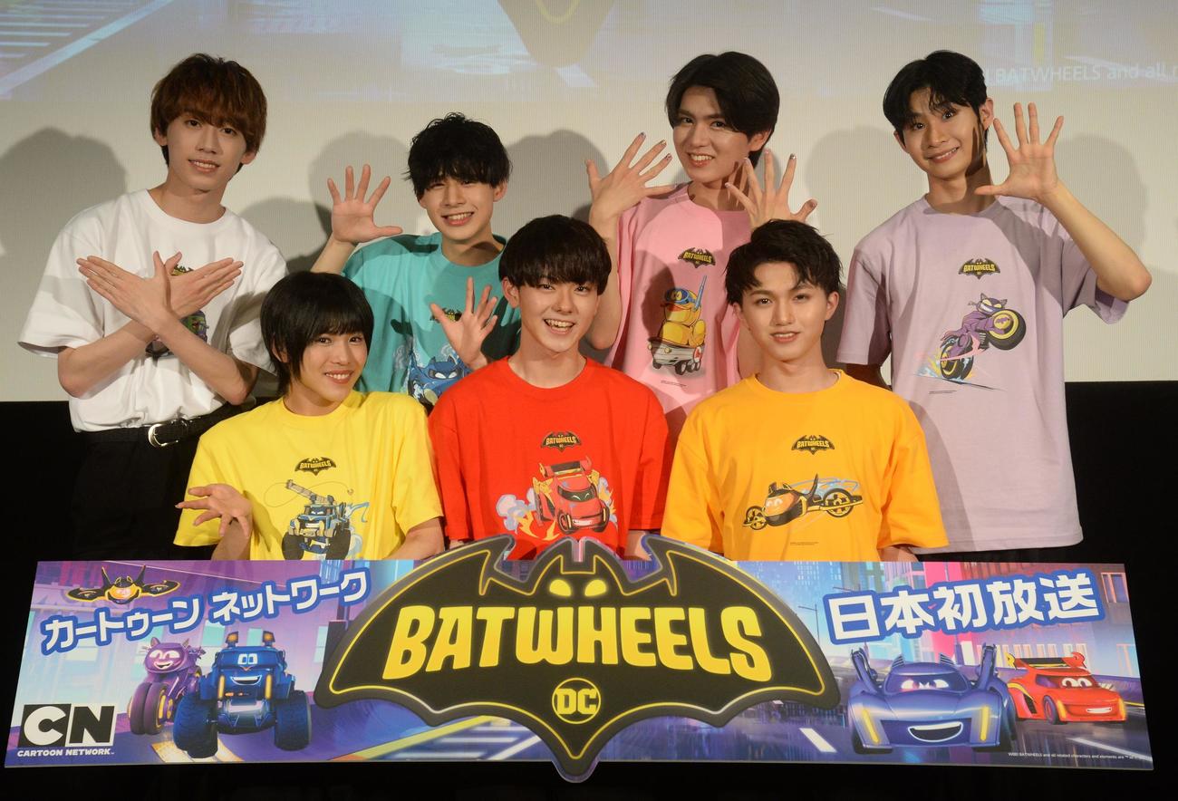 「THT SUPUR FRUIT」PRイベントに出席する、前列左から星野晴海、小田惟真、田倉暉久、後列左から阿部隼大、堀内結流、松本勇輝、鈴木志音