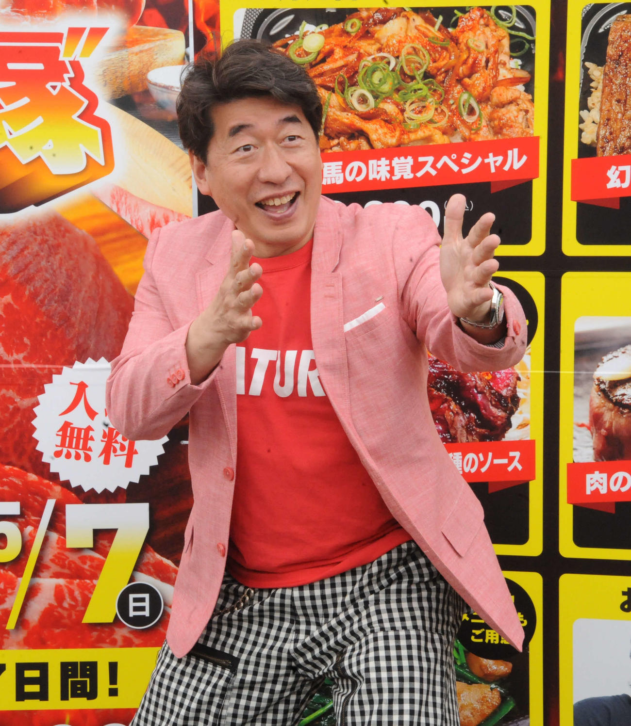 肉の祭典イベント「寺門ジモンのミートステーション“LOVEハート大塚”」開催前に取材に応じたダチョウ倶楽部の寺門ジモン（撮影・松尾幸之介）