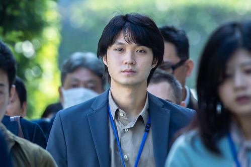 映画「正欲」で佐々木佳道を演じる磯村勇斗(C)2021朝井リョウ／新潮社(C)2023「正欲」製作委員会