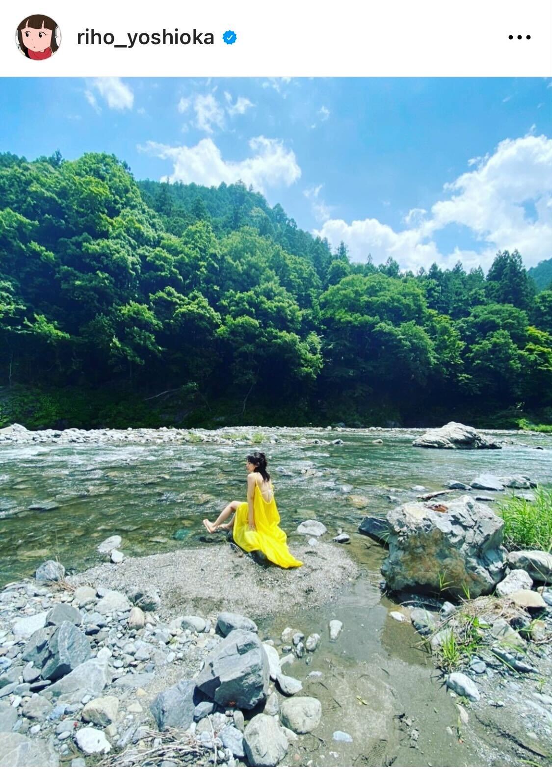 写真集「里帆採取」のデジタル版カット（吉岡里帆のインスタグラムから）
